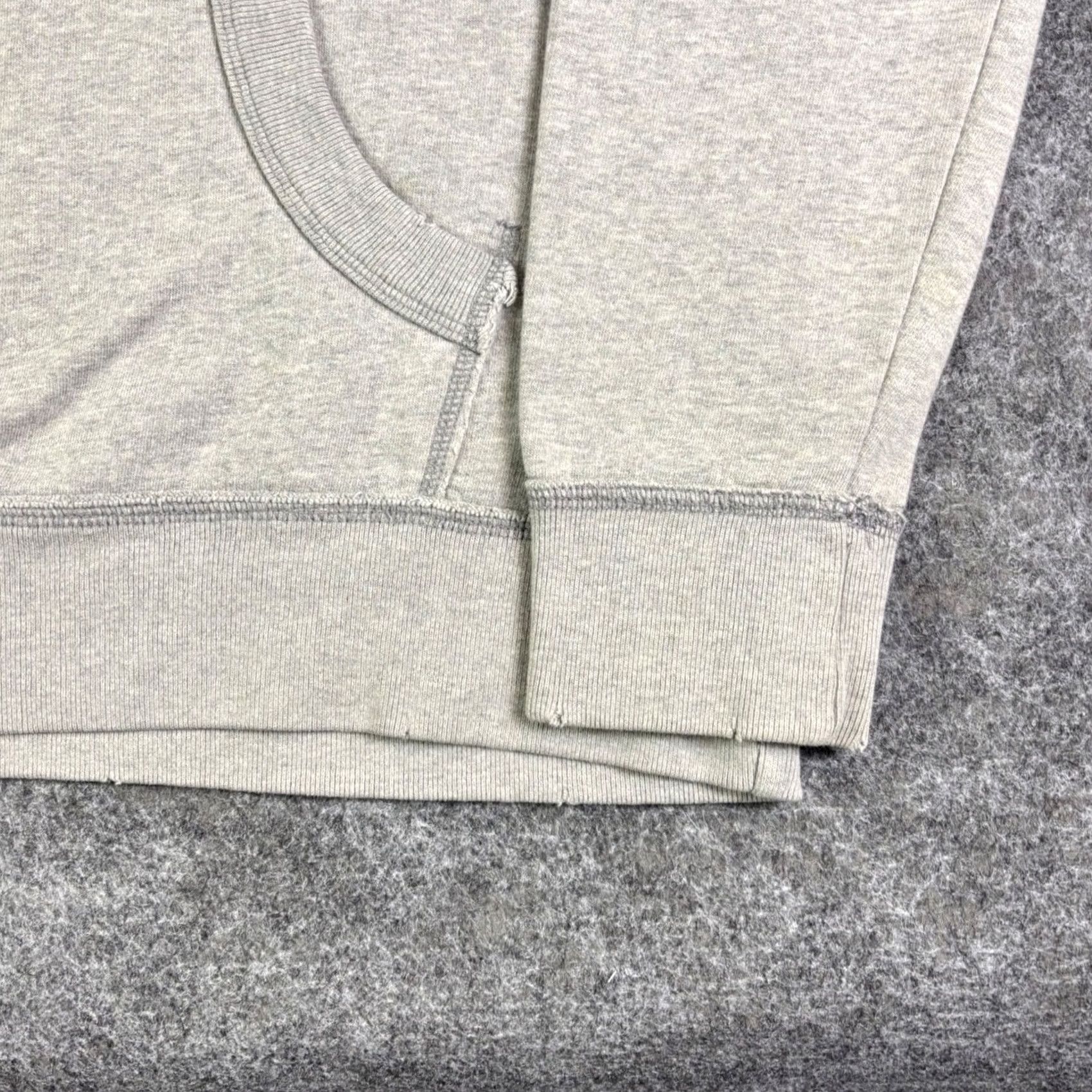 Aeropostale Aeropostale Mens Hoodie Distressed Logo Pullover Gray M Sweatshirt Graphic Print 90s College Athletic Astr o Boy Size US M / EU 48-50 / 2 - 7 Thumbnail