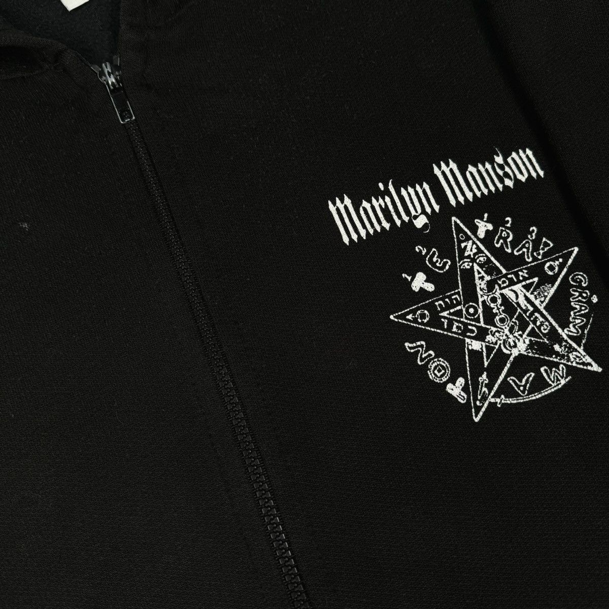 Band Tees Vintage 2000 Marilyn Manson ‘Holy Wood Magician’ Zip Hoodie Size US XL / EU 56 / 4 - 5 Thumbnail