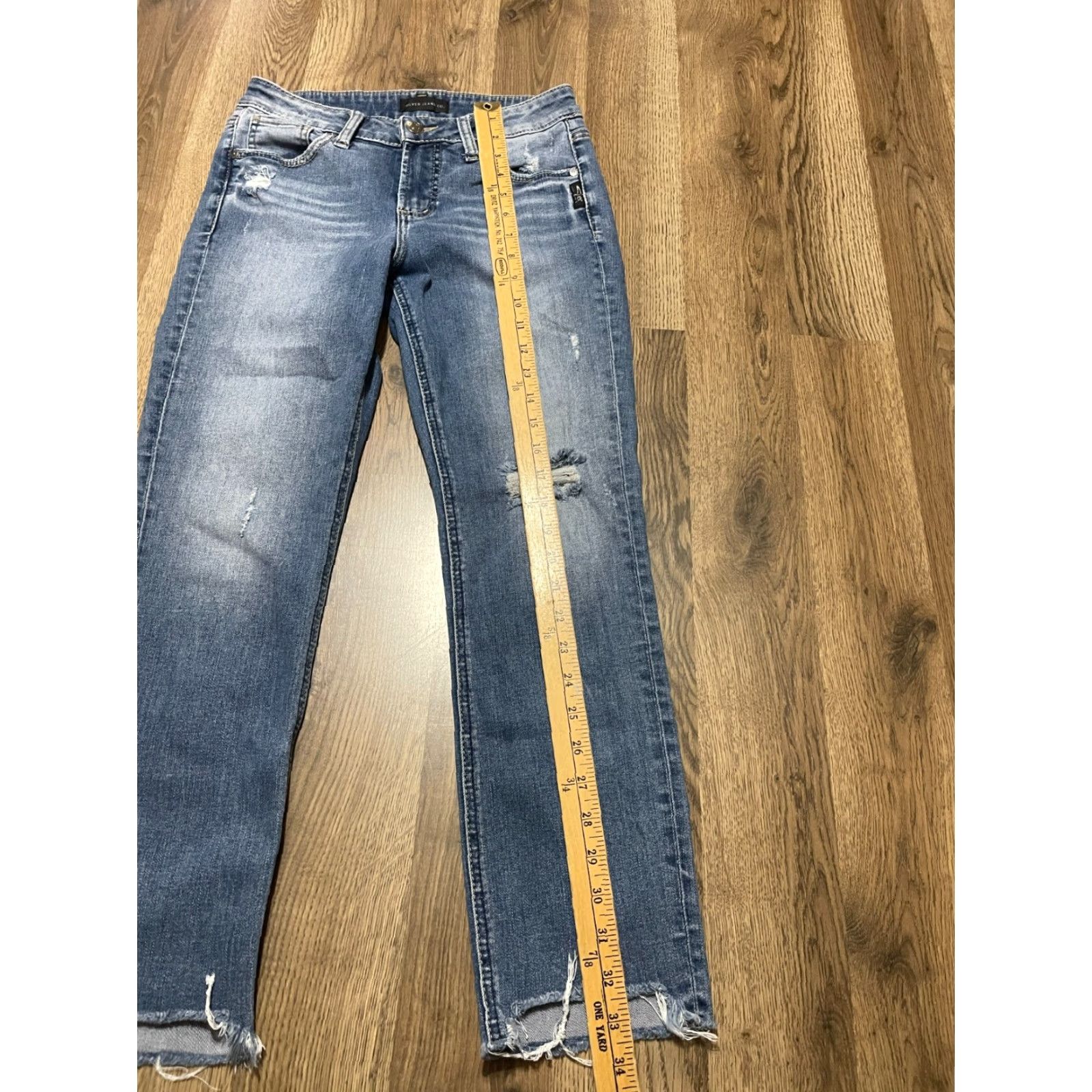 Silver Jeans Co. Silver Jeans Women's Denim Avery Slim Crop Jeans 27/26 Blue Cropped Raw Hem Size 27" / US 4 / IT 40 - 6 Thumbnail