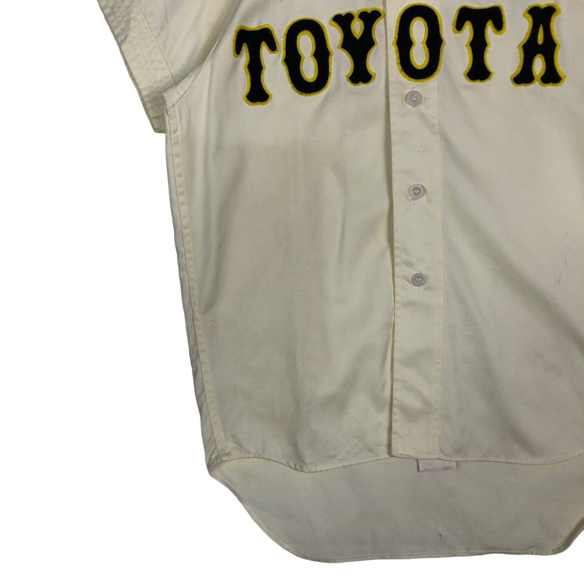 Japanese Brand 🔥Vintage Sports Jersey Descente Toyota Big Logo Spell Out Size US M / EU 48-50 / 2 - 4 Thumbnail
