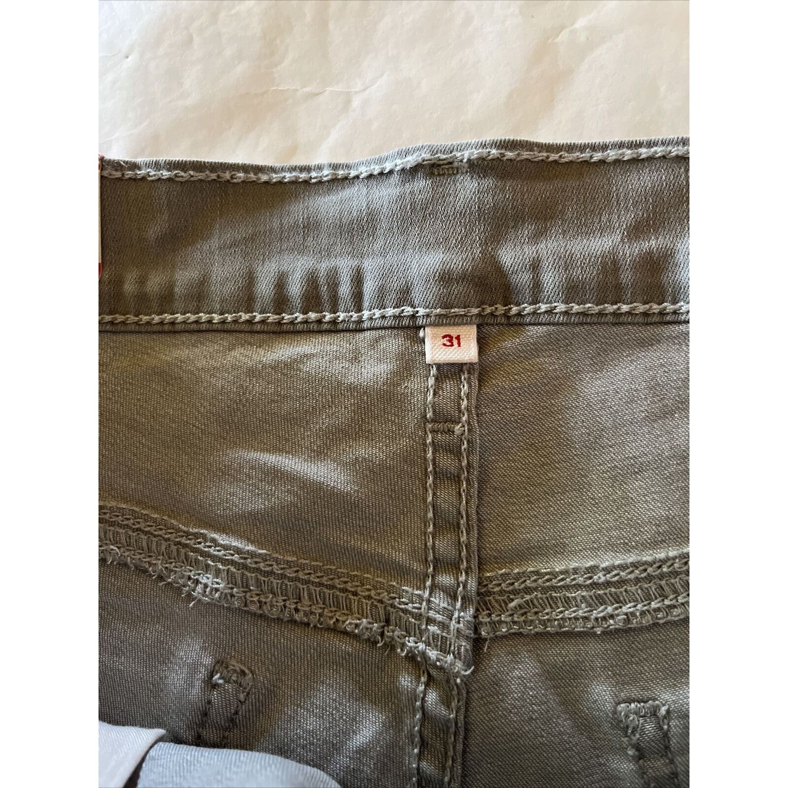 Levi's Levi's Jean Shorts Mens 31 Gray Mid Length Denim Chino NWT Size US 31 - 6 Thumbnail