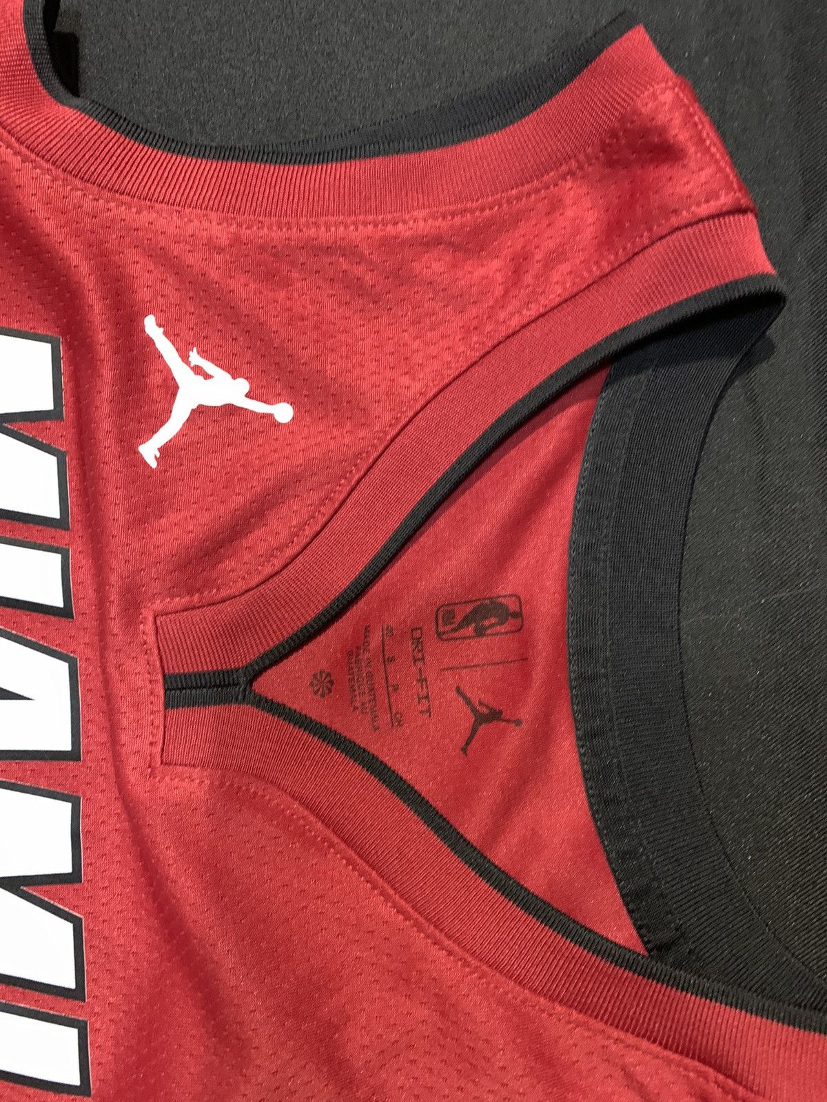 Jordan Brand × NBA Air Jordan Jimmy Butler #22 Miami Heat Jersey Size S Size US S / EU 44-46 / 1 - 5 Thumbnail