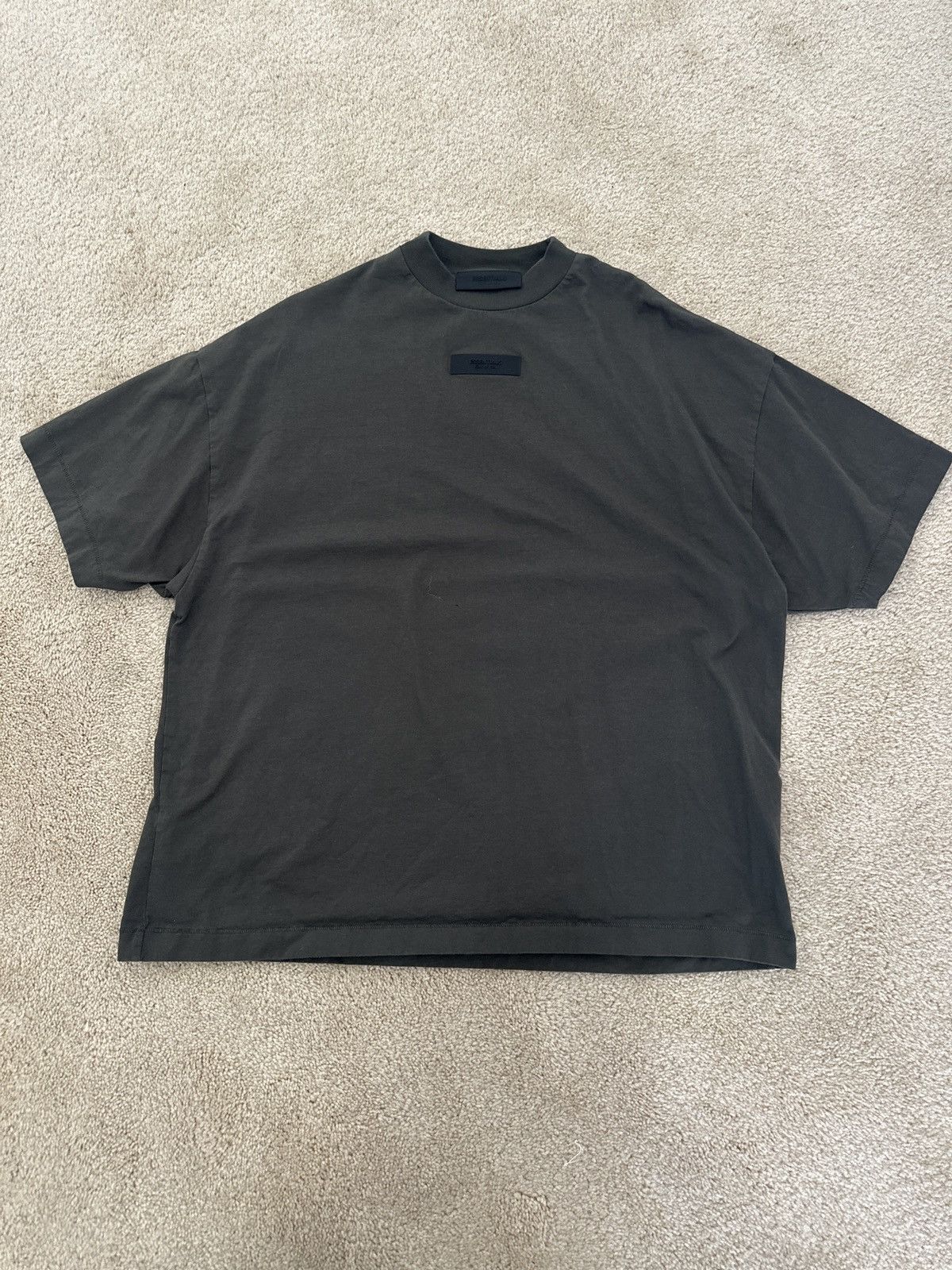 Essentials Fear of God Essentials Short Sleeve Tee ‘Ink’ Size US S / EU 44-46 / 1 - 1 Thumbnail
