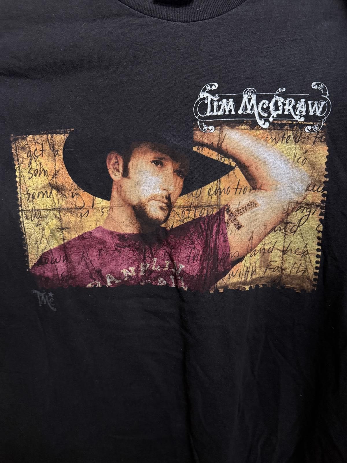 Hanes VTG Tim McGraw T-shirt On Tour 2001 2 Sided Tee -M Size US M / EU 48-50 / 2 - 4 Thumbnail