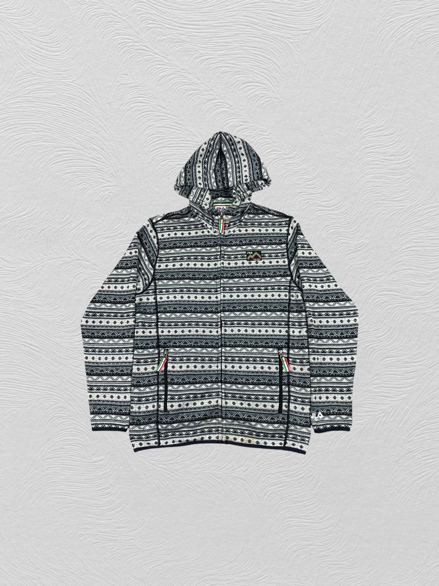 Fila Vintage Fila Pattern Hoodie Fleece Sweater Jacket- J459 Size US S / EU 44-46 / 1 - 1 Thumbnail