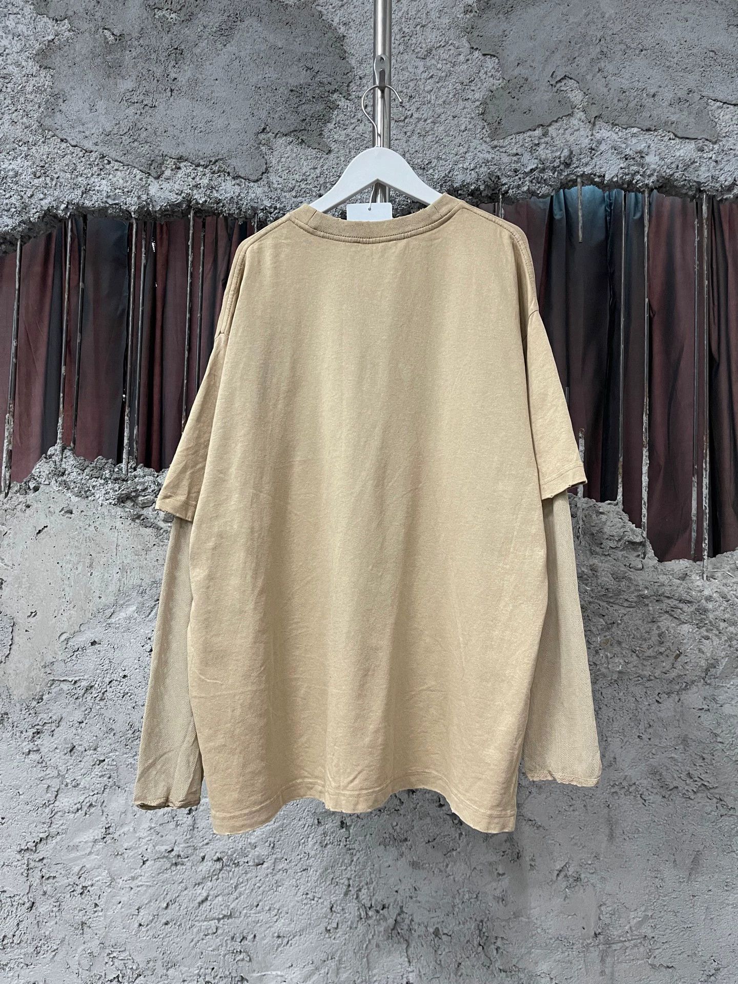 Acne Studios Acne Studios Heart Logo Print longsleeve size S Size US L / EU 52-54 / 3 - 2 Thumbnail