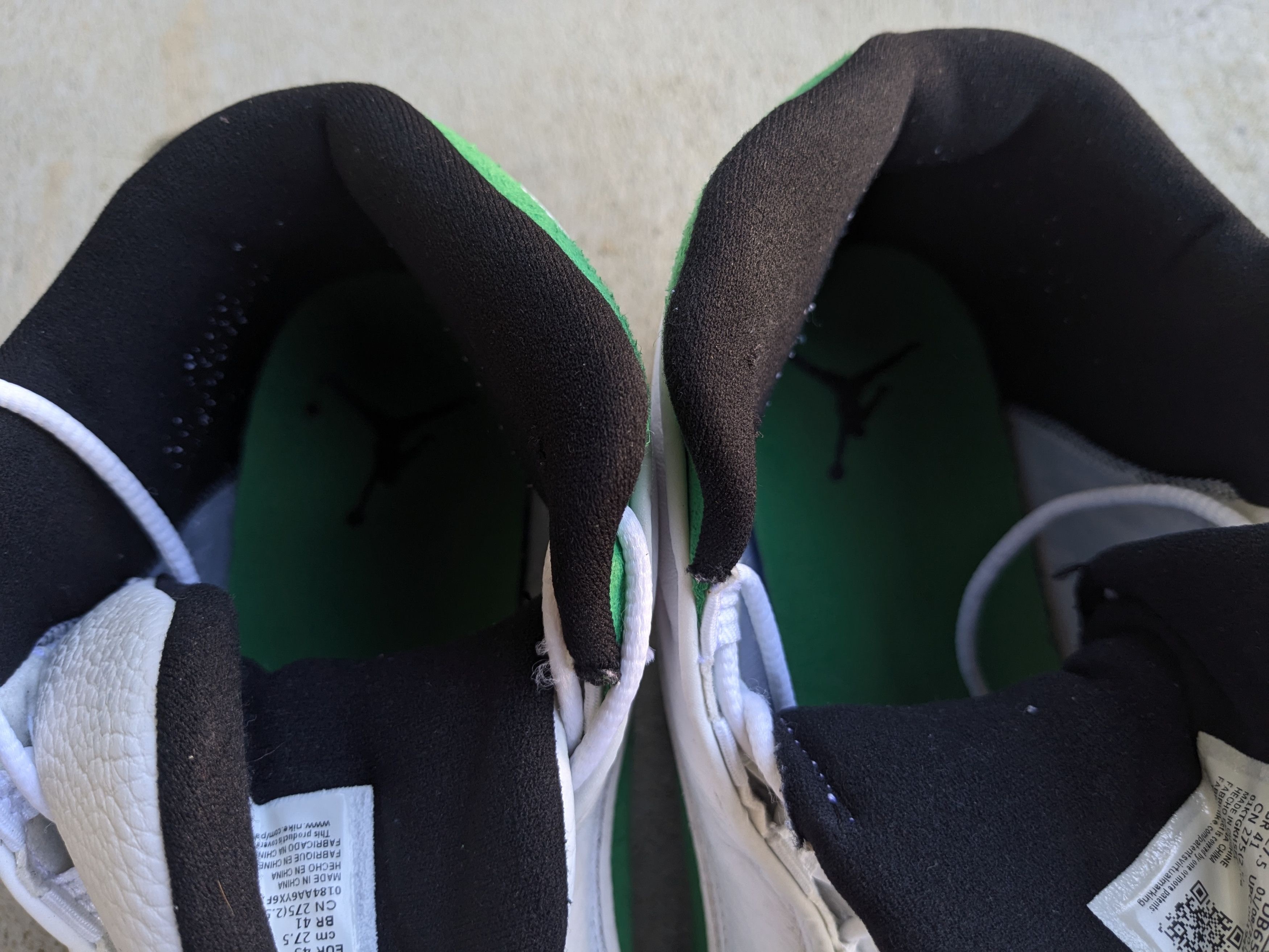 Jordan Brand Nike Air Jordan 13 Lucky Green Size 9.5 White DB6537-113 Size US 9.5 / EU 42-43 - 3 Thumbnail