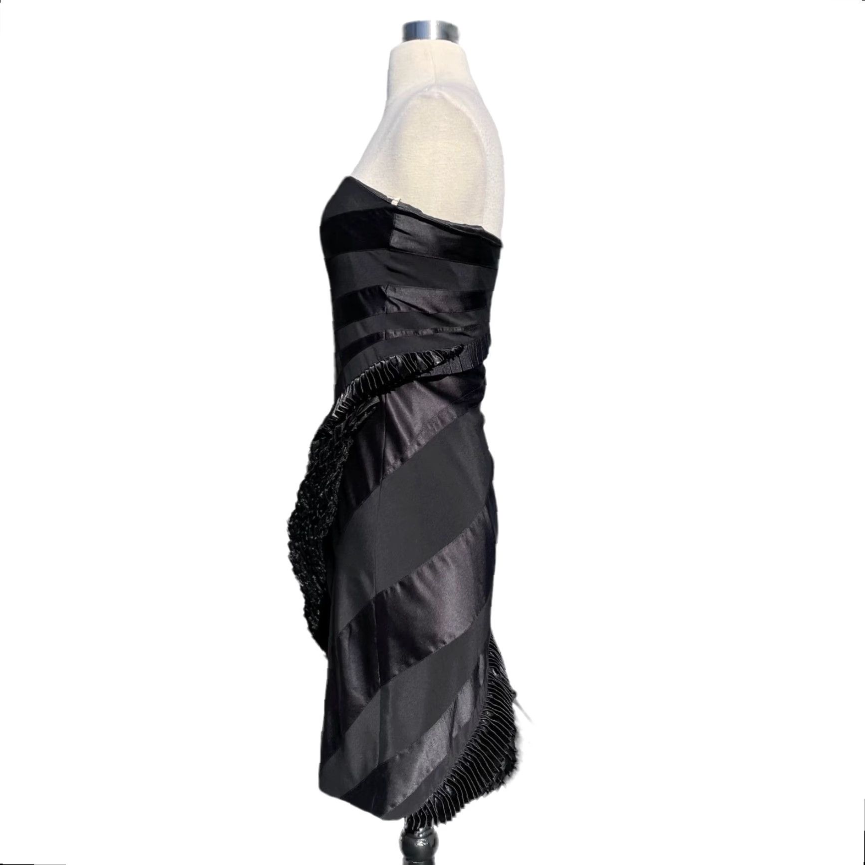 Karen Millen Karen Millen Strapless Tiered Ruffle Pleats Stripe Silk Dress Cocktail Size 6 Size M / US 6-8 / IT 42-44 - 2 Thumbnail