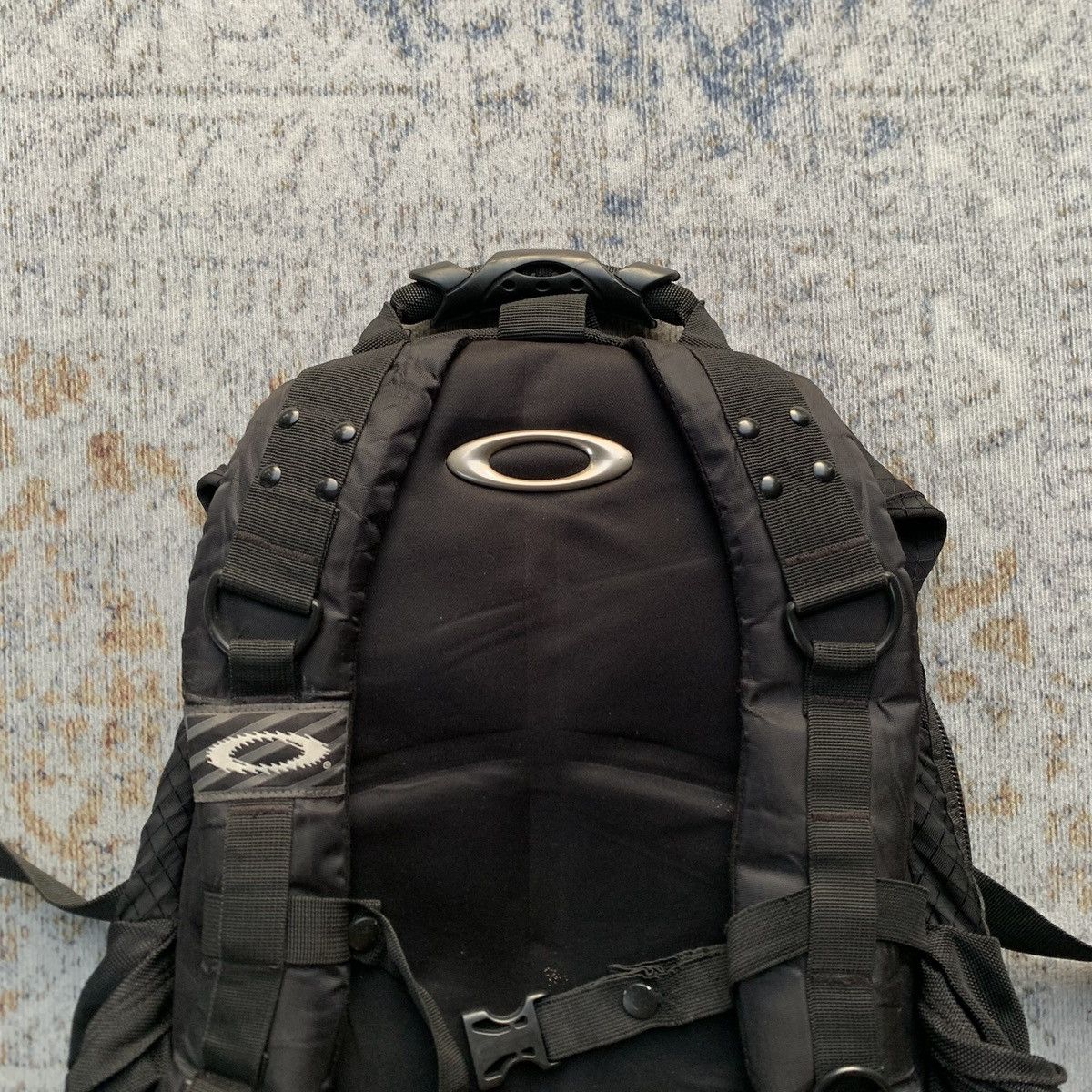 Oakley Vintage Rare Oakley Icon Backpack 2.0 Black - Y2K Bag Size ONE SIZE - 9 Thumbnail