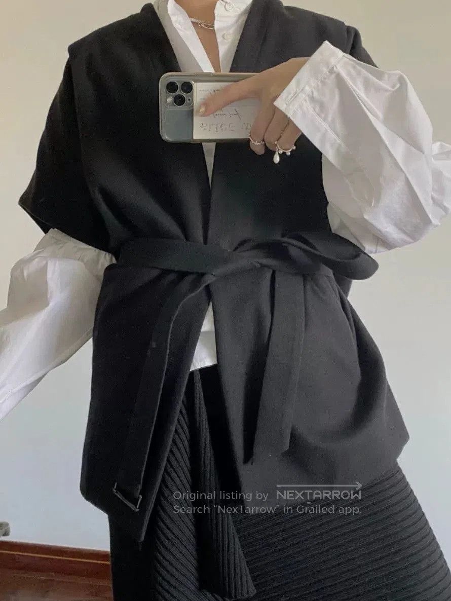 Ann Demeulemeester Ann Demeulemeester Wool Sleeveless Coat. Size S / US 4 / IT 40 - 6 Thumbnail