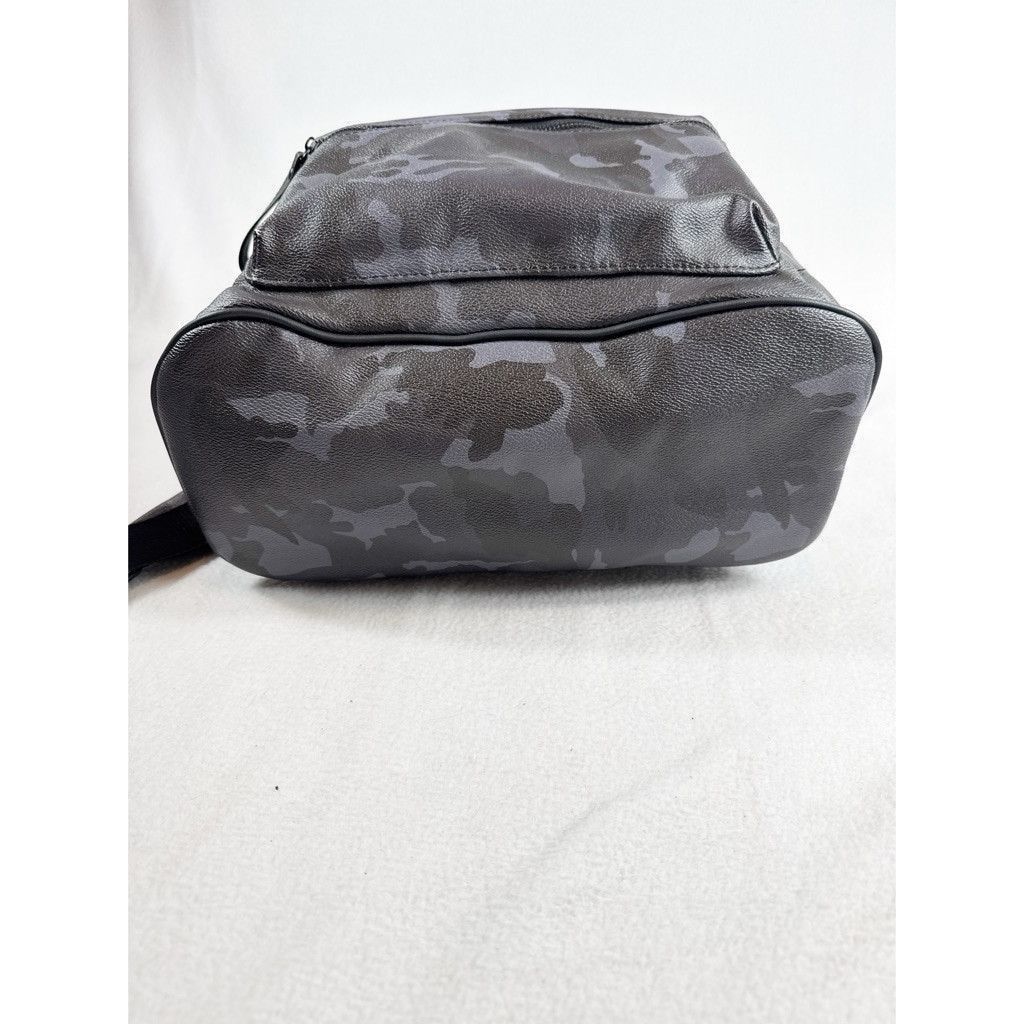 The Unbranded Brand Sleek Gray Camo Backpack – New with Tags Size ONE SIZE - 5 Thumbnail