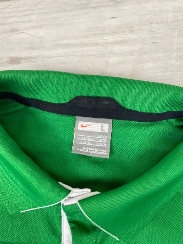 Nike Vintage Nike Celtic 2009 Training Polo Shirt Soccer Jersey Size US L / EU 52-54 / 3 - 6 Thumbnail