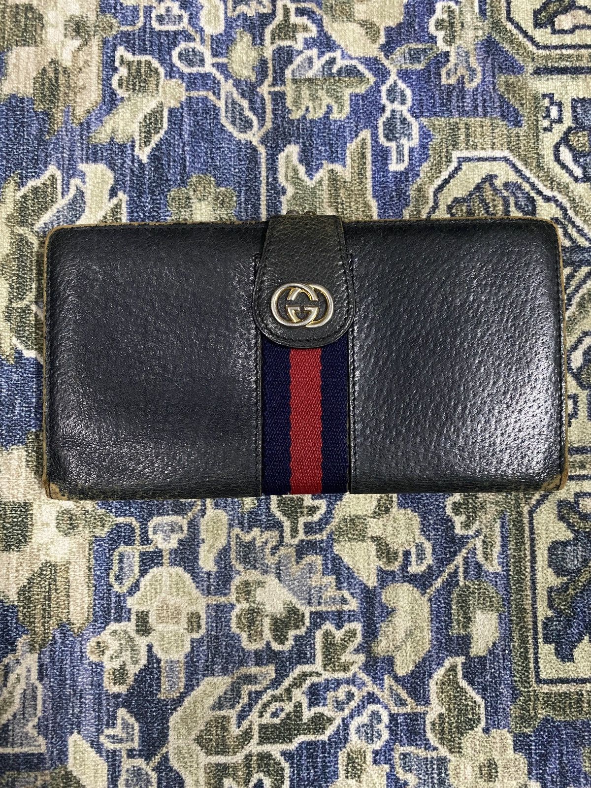 Gucci Vintage Gucci Long Wallet Size ONE SIZE - 1 Thumbnail