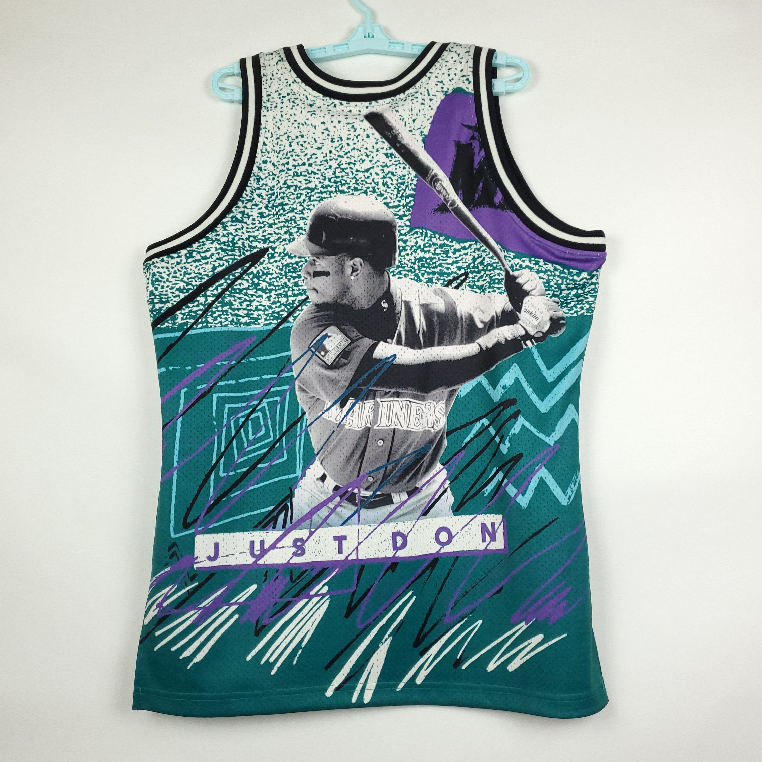 Just Don × Mitchell & Ness Just Don Ken Griffey Jr. Mariners Mitchell & Ness Jersey Size US L / EU 52-54 / 3 - 7 Thumbnail