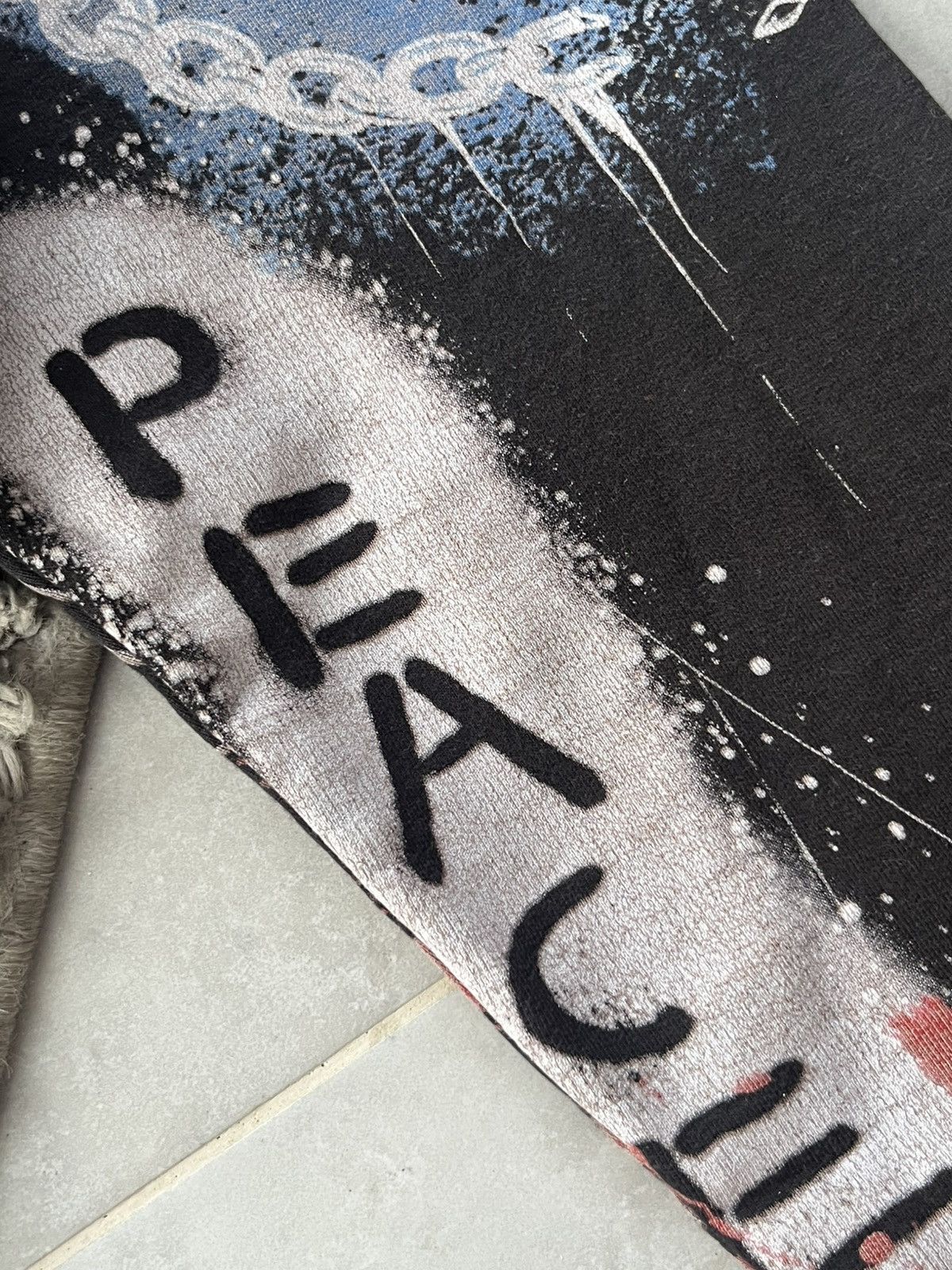 DEFEND PARIS Vintage Hoodie Defent Paris Over print Y2K style Size US L / EU 52-54 / 3 - 12 Thumbnail