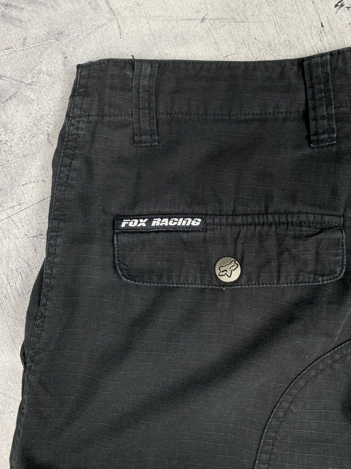 Fox Racing Fox Racing Black Cargo Pants Size 30 Y2K Made In Hong Kong Size US 30 / EU 46 - 18 Thumbnail