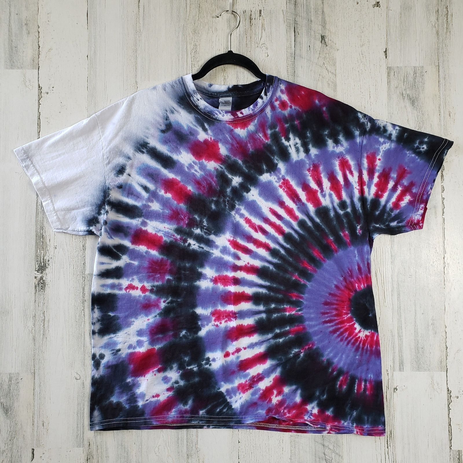 Gildan Gildan Lavender Fuchsia Black Tie Dye T-Shirt Size Large Size US L / EU 52-54 / 3 - 1 Thumbnail