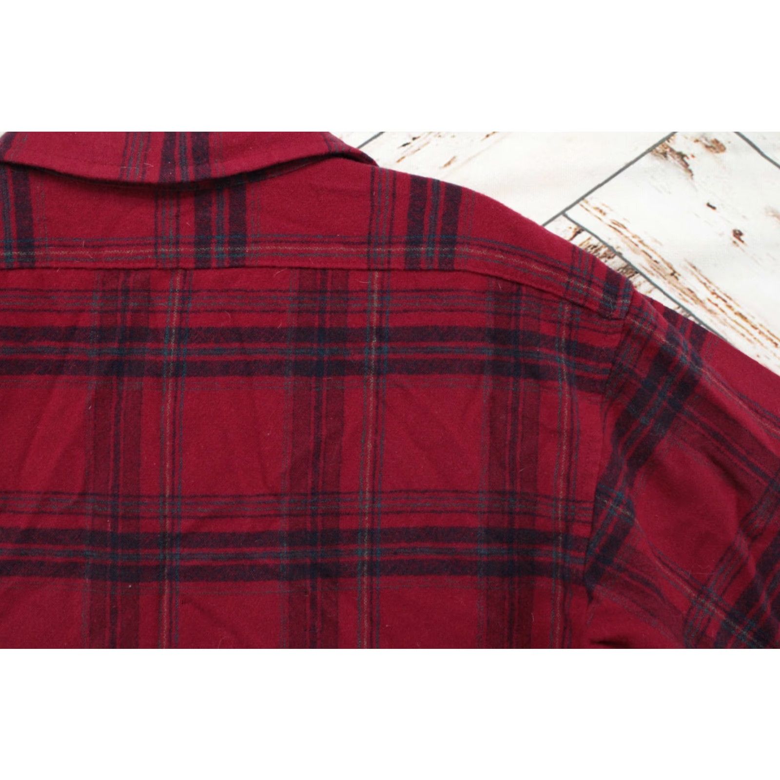 Pendleton VTG Pendleton Shirt Men’s Medium Red Plaid Long Sleeve 100% Wool USA Button-Up Casual, Workwear, Fall, Winter, Spring Mens Size US M / EU 48-50 / 2 - 5 Thumbnail