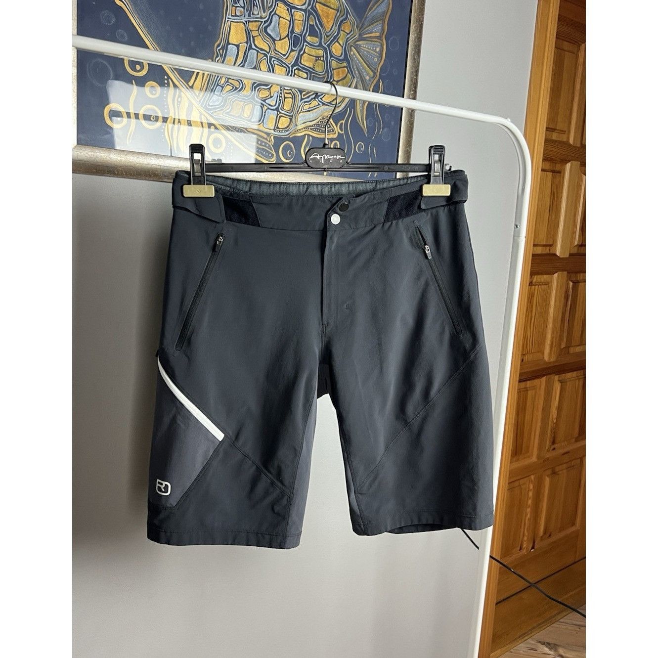 ORTOVOX Ortovox Gray Cargo Hiking Stretchy Shorts Men`s Size S Size US 30 / EU 46 - 1 Thumbnail