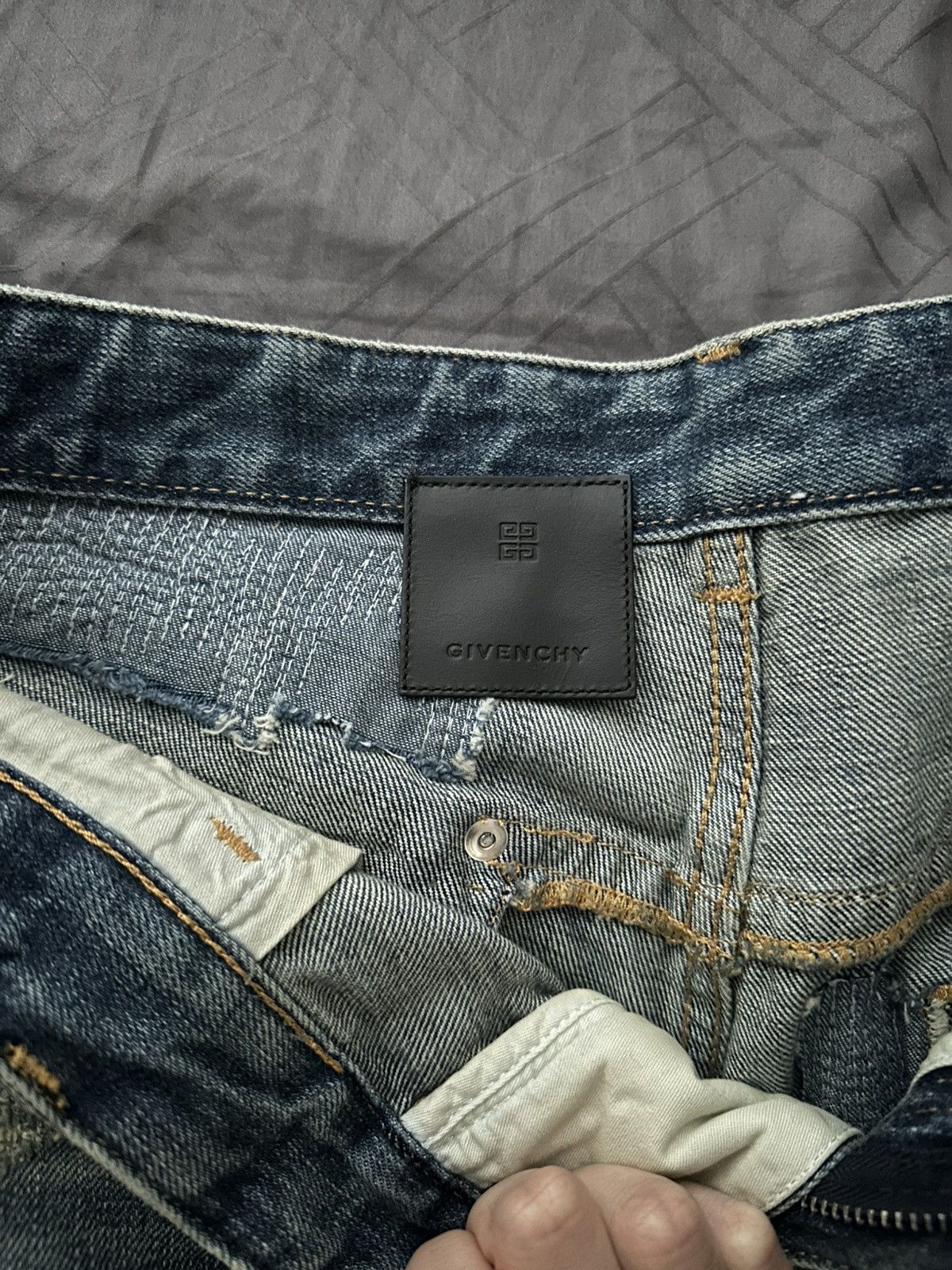 Givenchy Givenchy boro destroyed distressed denim jeans Size US 32 / EU 48 - 6 Thumbnail
