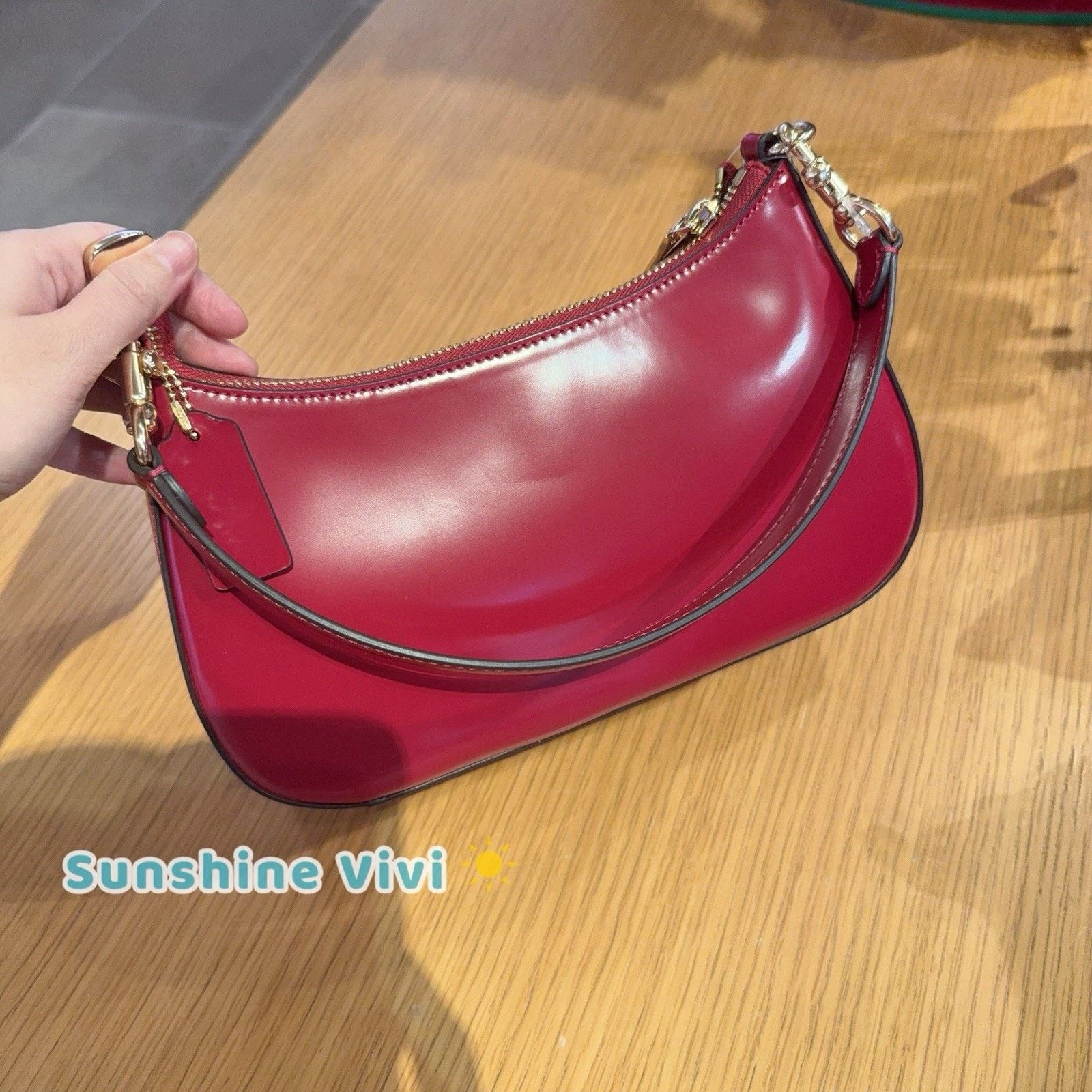 Coach NWT Coach Teri Shoulder Bag Crossbody Leather cv938 Ruby Size ONE SIZE - 4 Thumbnail