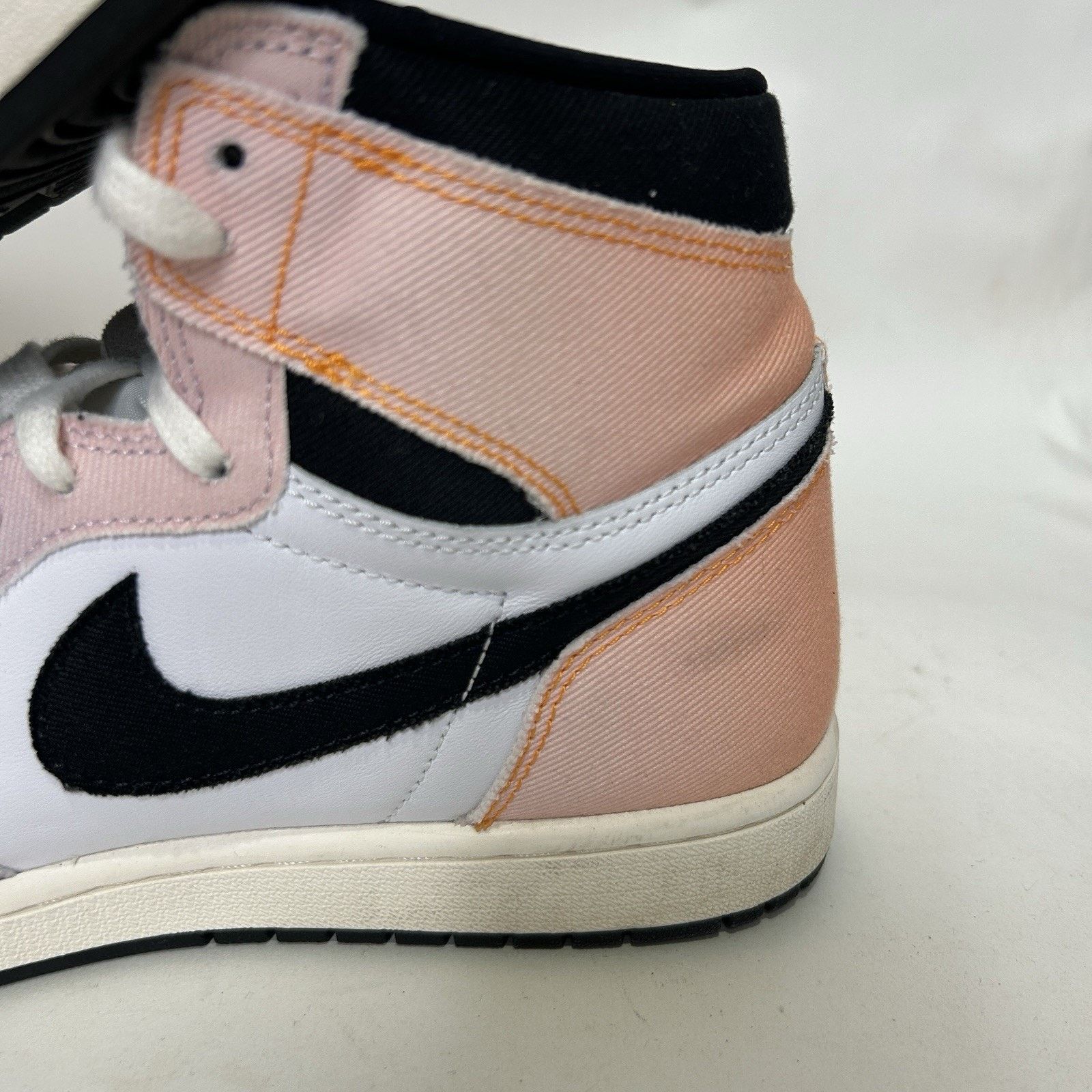 Jordan Brand Nike Air Jordan 1 Retro High OG “Skyline” DX0054-805 Size US 11 / EU 44 - 8 Thumbnail