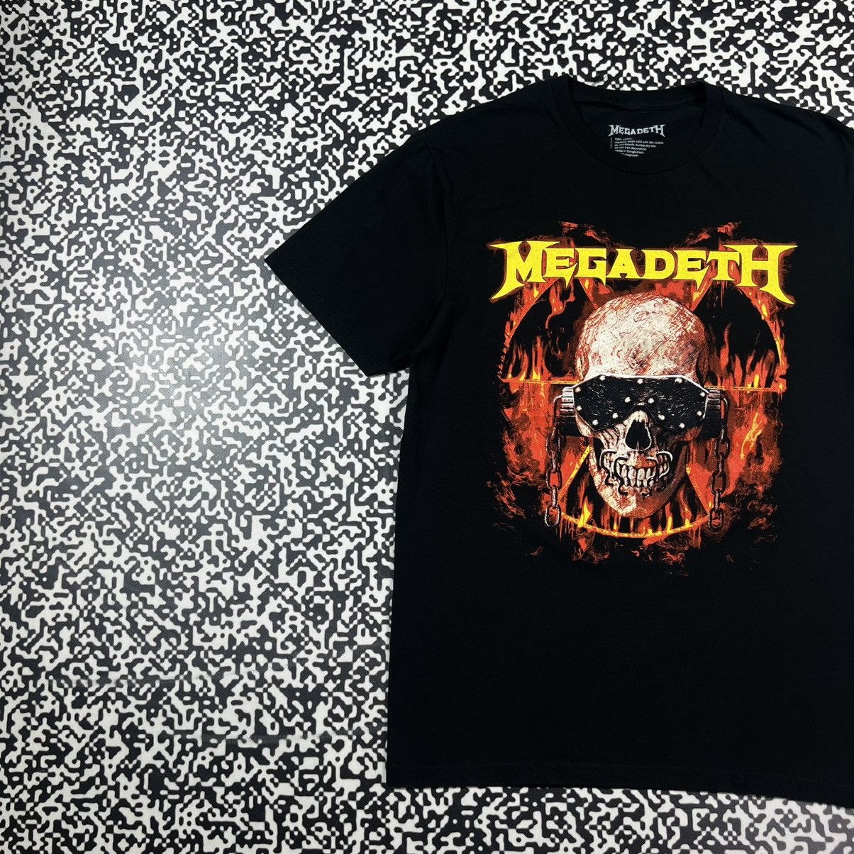 Megadeth Vintage Y2K Megadeth Band Rock Tour Metal Style T-shirt Size US M / EU 48-50 / 2 - 3 Thumbnail