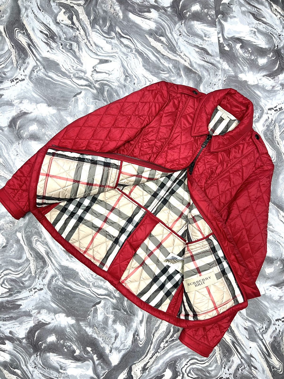 Burberry Burberry Burberrys Nova Check Quilted red Jacket Coat Size S / US 4 / IT 40 - 2 Thumbnail