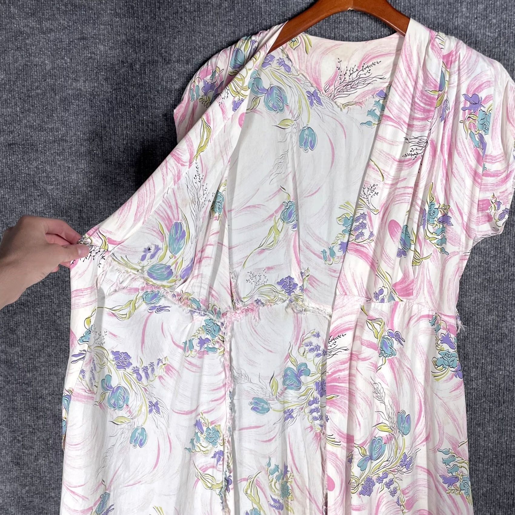 Pinko VINTAGE 40s Rayon Hawaiian Floral Wrap Dress Womens Small Pink Handmade Size S / US 4 / IT 40 - 5 Thumbnail