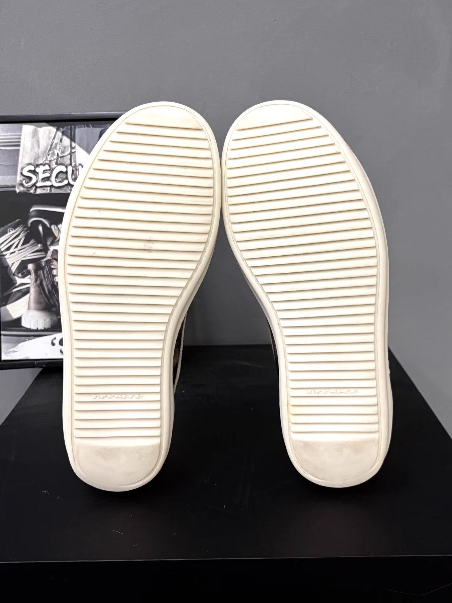 Rick Owens Rick Owens 24FW Flame Low-Top Sneakers K34 Size US 8 / EU 41 - 8 Thumbnail