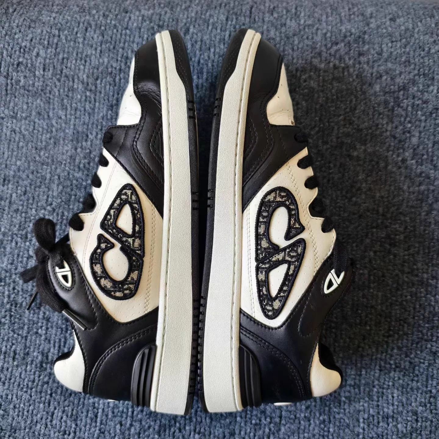 Dior DIOR B57 calfskin CD logo low-top sneaker men's black/white Size US 8.5 / IT 38.5 - 2 Thumbnail