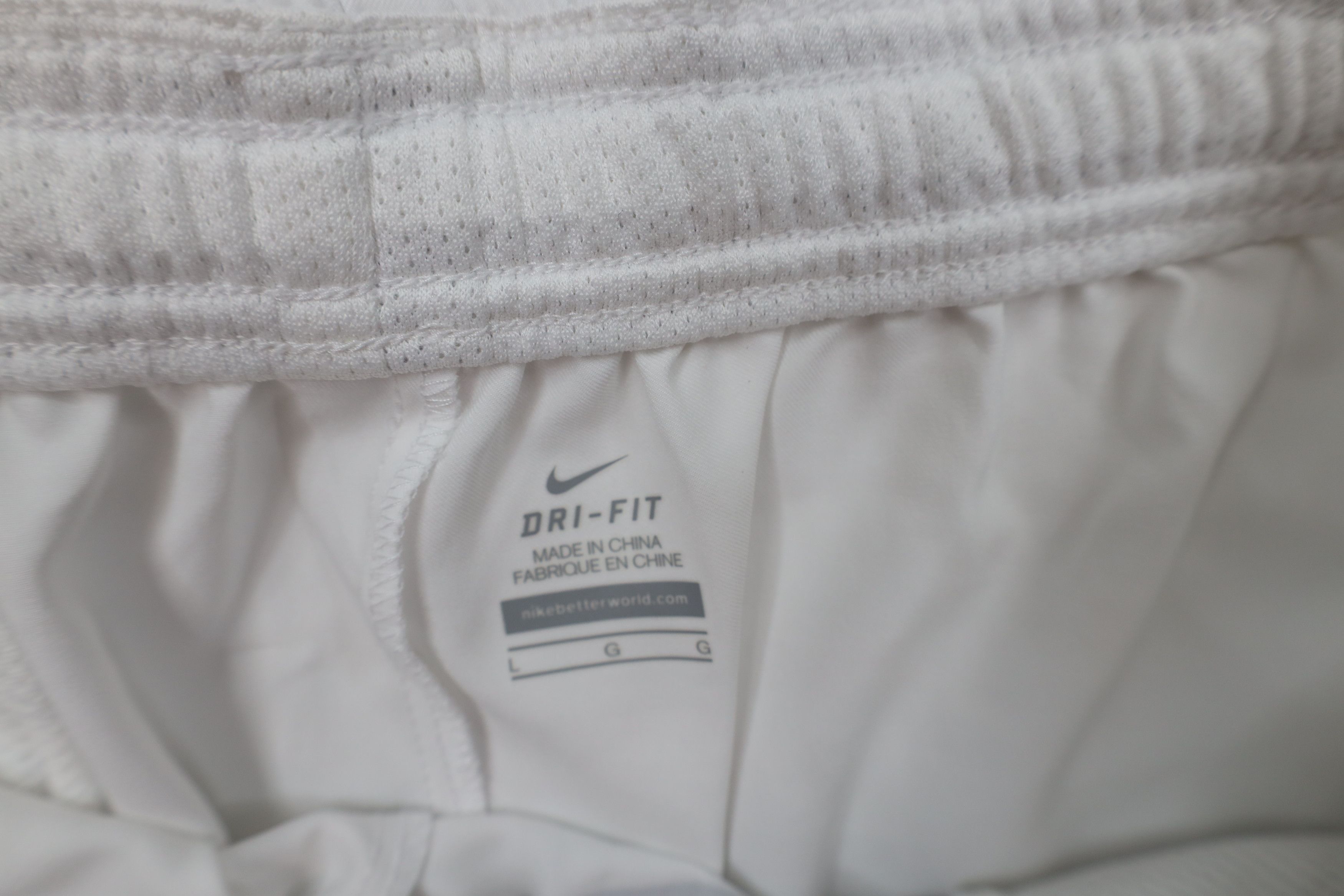 Nike Nike Dri-Fit Big Swoosh Training Gym Basketball Shorts Size US 34 / EU 50 - 9 Thumbnail