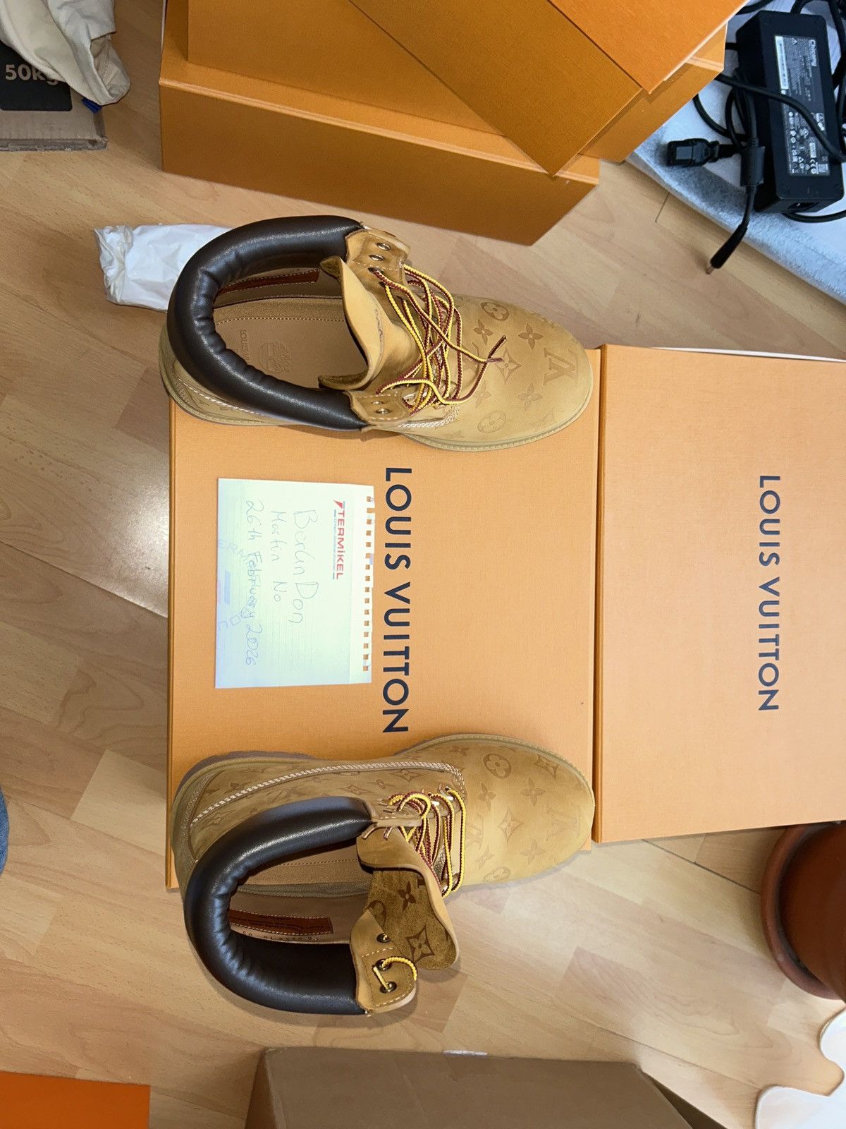 Louis Vuitton Louis Vuitton x Timberland US 10 Size US 10 / EU 43 - 11 Thumbnail