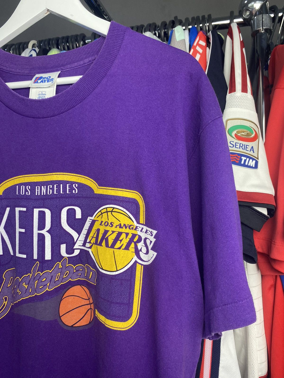 Pro Player PRO PLAYER VINTAGE LOS ANGELES LAKERS BASKETBALL SHIRT Size US L / EU 52-54 / 3 - 4 Thumbnail