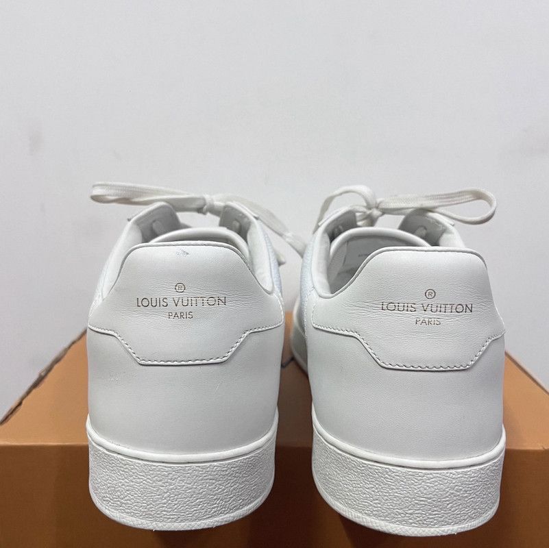 Louis Vuitton Louis Vuitton Rivoli Monogram Casual Low-top Sneakers - Size US 9.5 / EU 42-43 - 3 Thumbnail