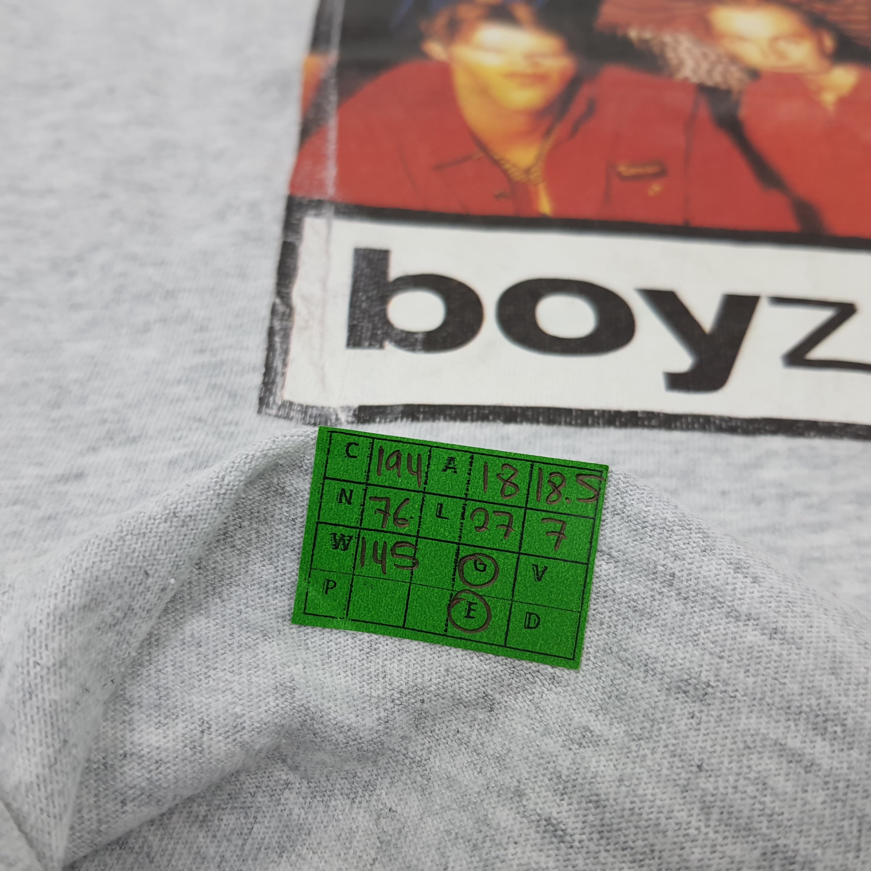 Band Tees × Vintage Vintage Boyzone 90s Anmerican Boy Band Tshirt Size US S / EU 44-46 / 1 - 8 Thumbnail