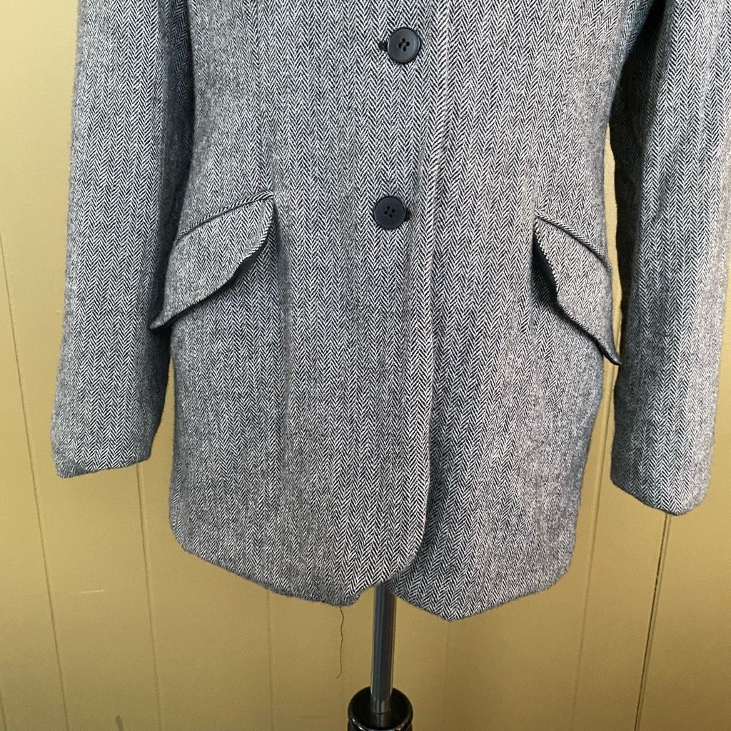 Evan Picone Evan Picone wool Blend women 12 three button blazer jacket w Size XL / US 12-14 / IT 48-50 - 2 Thumbnail