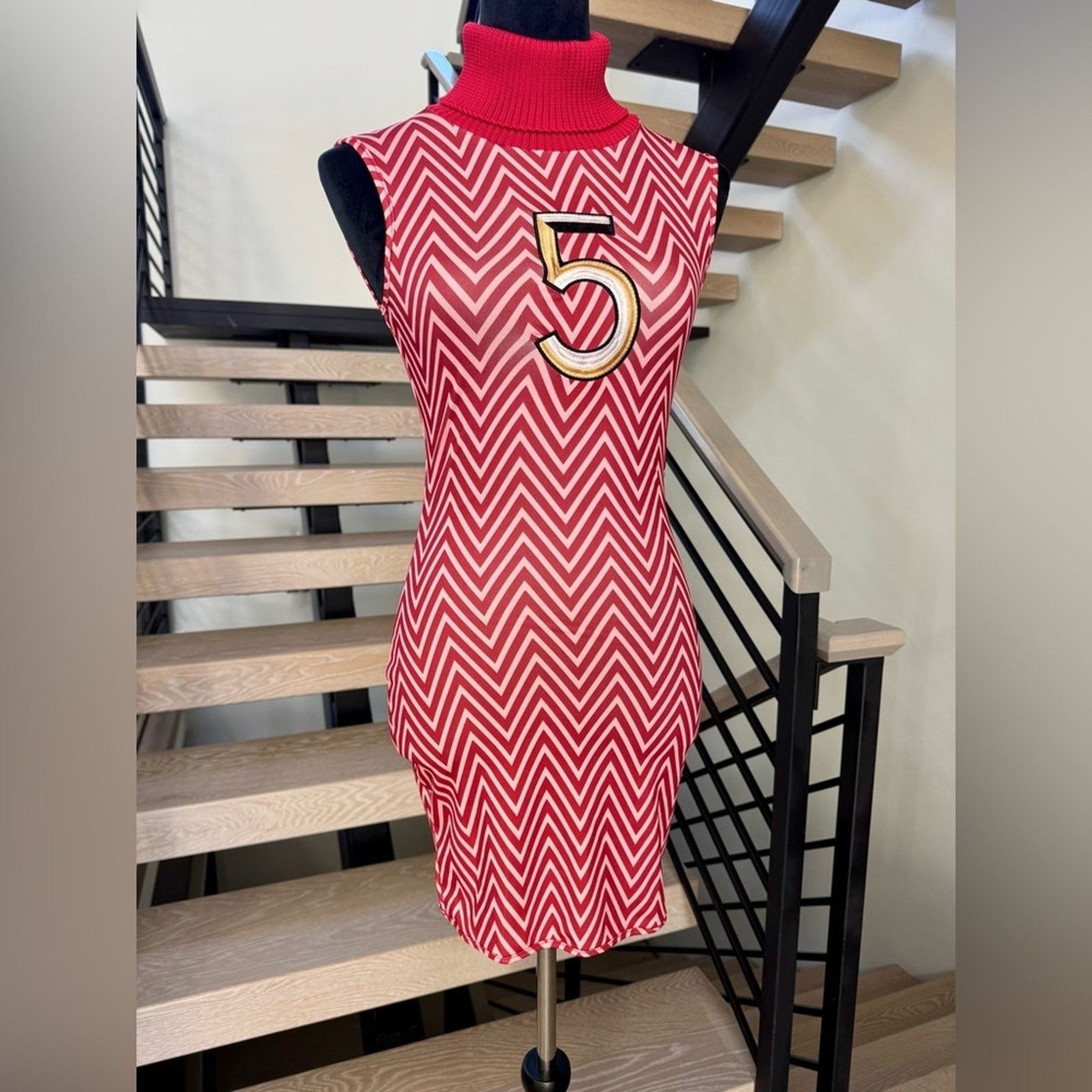 Other New Y2K Stylish Red Chevron Sleeveless Dress size Xs Size XS / US 0-2 / IT 36-38 - 2 Thumbnail