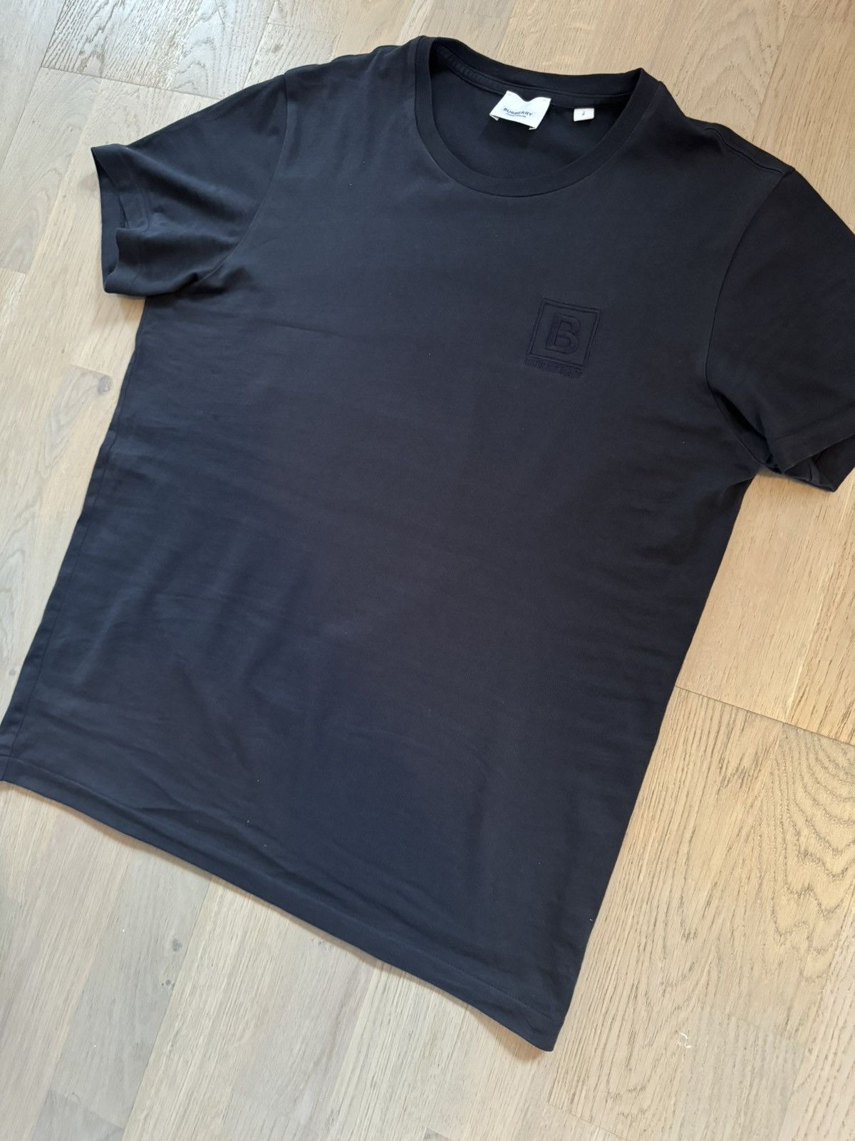 Burberry BURBERRY tshirt SEE REAL TAPE MEASUREMENTS IN PHOTOS Size US S / EU 44-46 / 1 - 2 Thumbnail