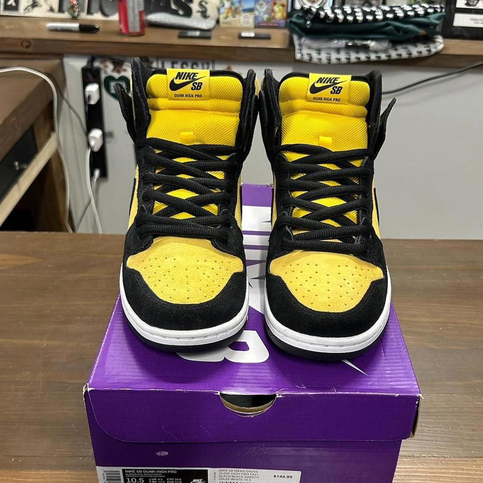 Nike Deadstock Nike SB Dunk High Goldenrod Size US 10.5 / EU 43-44 - 3 Thumbnail