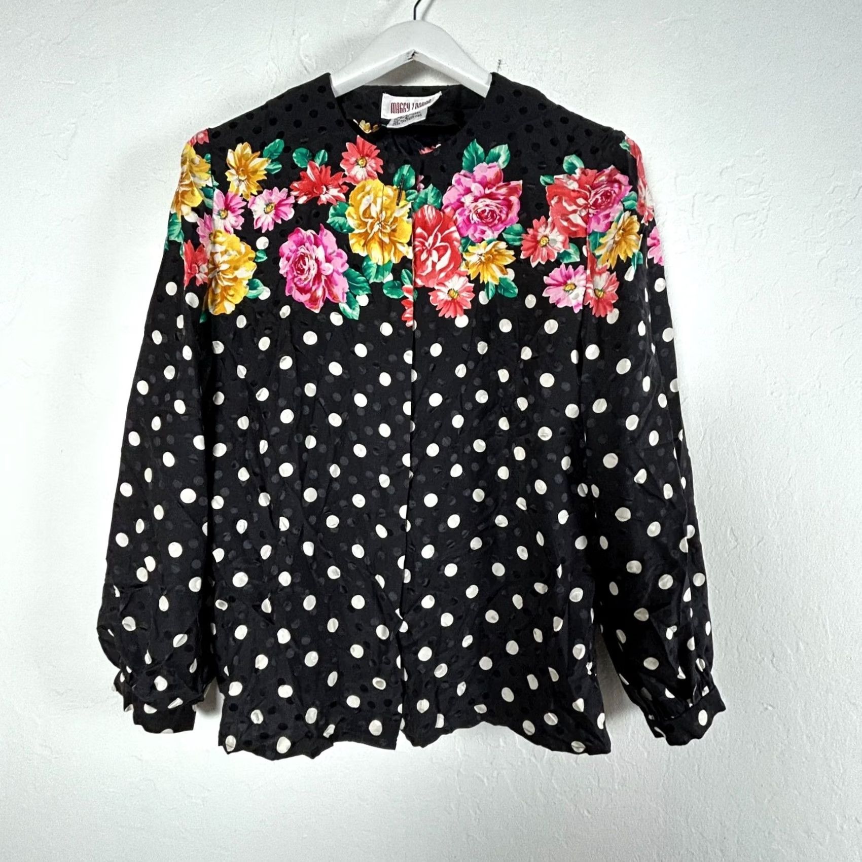 MAGGY LONDON VINTAGE Maggy London Blouse Womens 100% Silk Floral Polka Dot Black Multi Size 6 Size M / US 6-8 / IT 42-44 - 2 Thumbnail