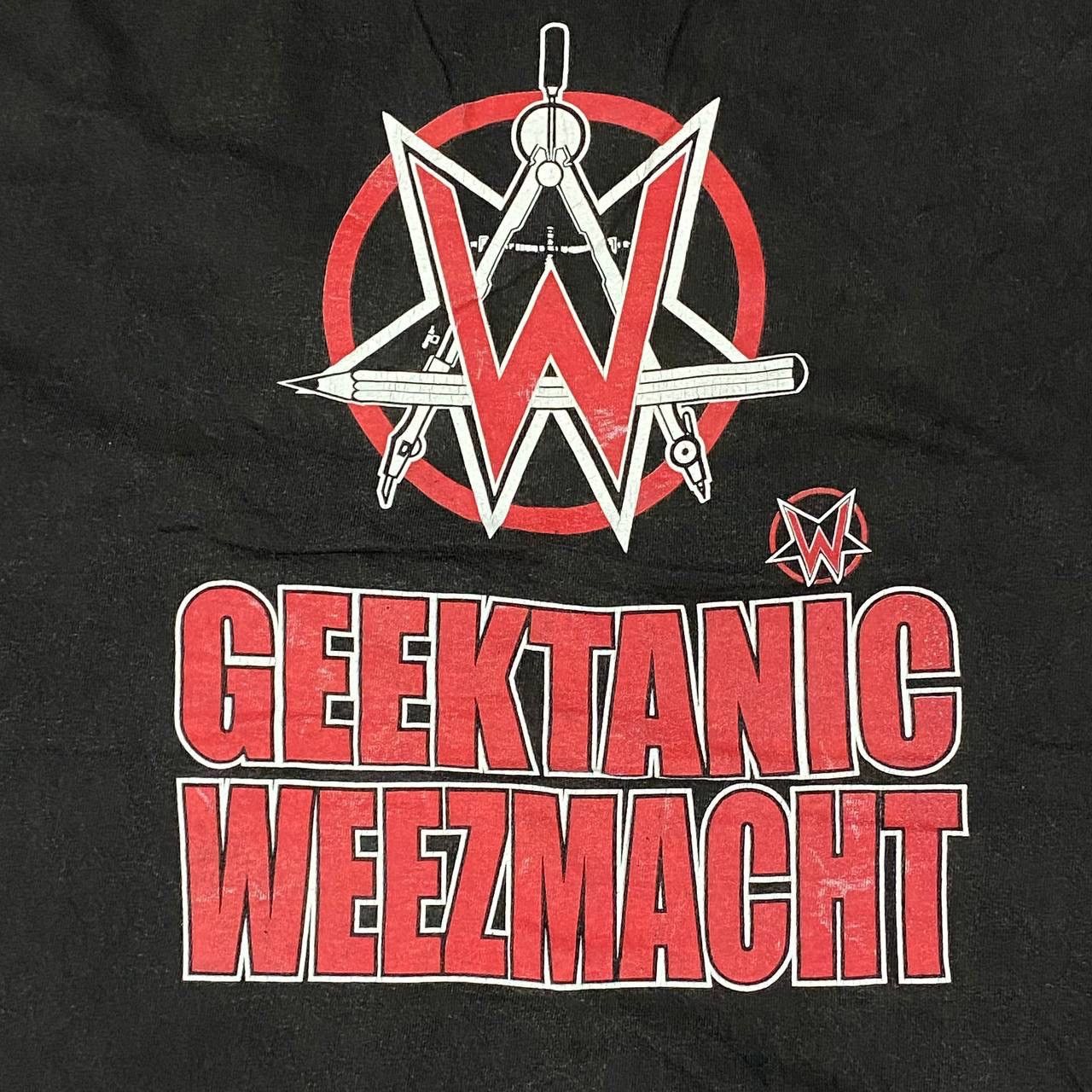 Band Tees Crop band vintage Y2K weezer Size US M / EU 48-50 / 2 - 4 Thumbnail