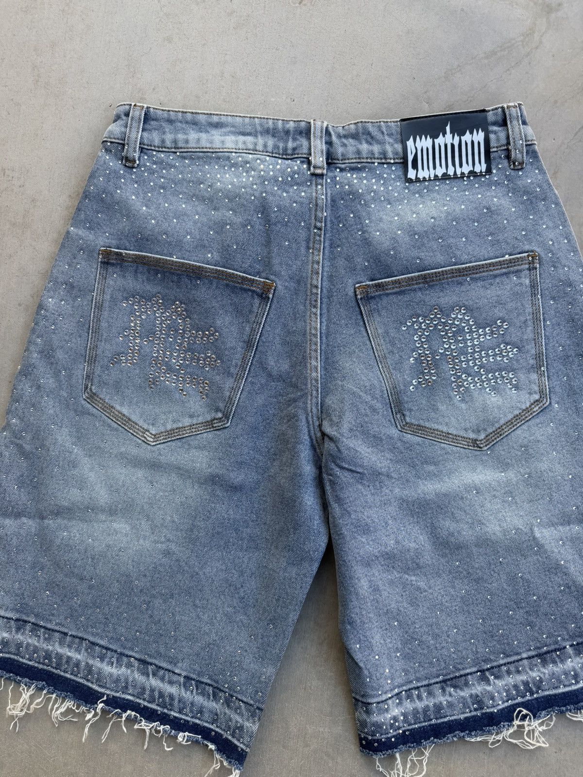 Other Mixed Emotions Rhinestone Denim Shorts 30 NWT Size US 30 / EU 46 - 5 Thumbnail