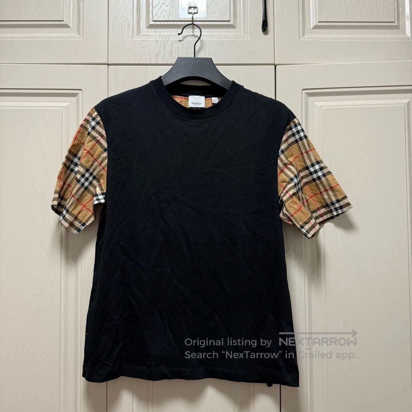 Burberry Burberry Black Check Spliced Short Sleeve T-Shirt S. Size US S / EU 44-46 / 1 - 1 Thumbnail