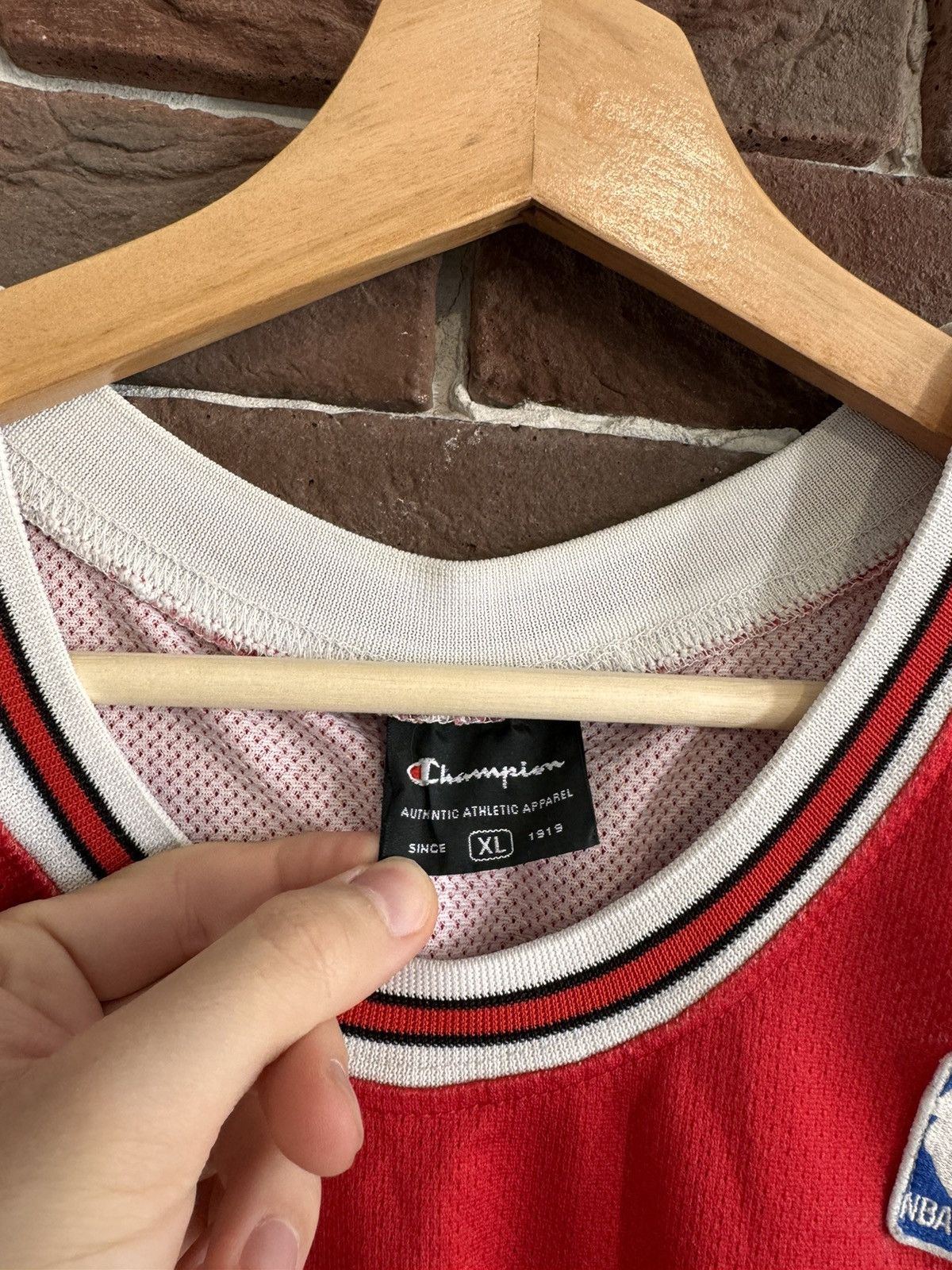 Champion Vintage Chicago Bulls Pippen Champion NBA Basketball Jersey Size US XL / EU 56 / 4 - 9 Thumbnail