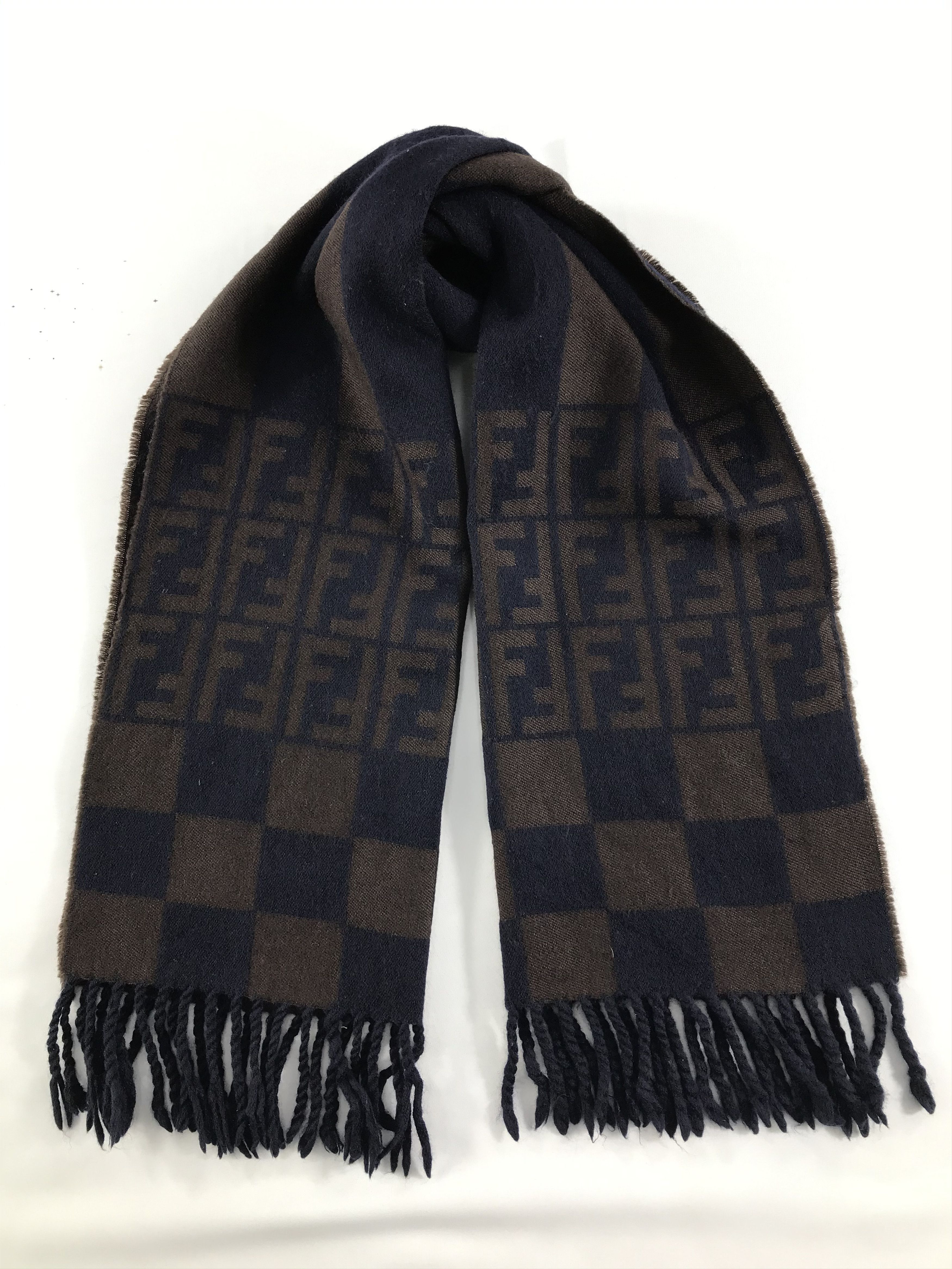 Fendi Vintage Fendi Scarf/Muffler/Neckwear MF961 Size ONE SIZE - 1 Thumbnail