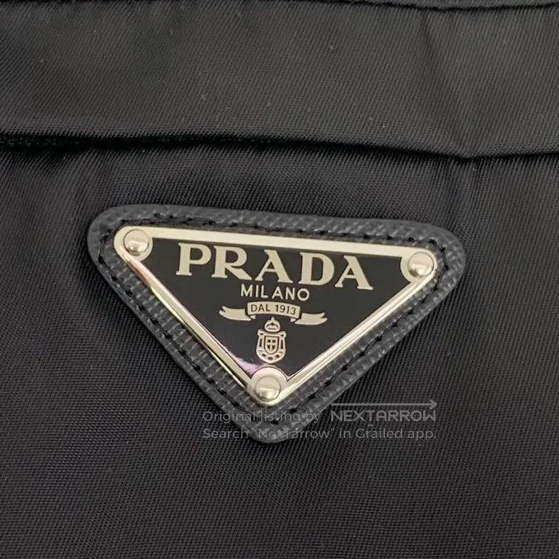 Prada Prada Black triangle standard leg casual sports trousers Size US 26 / EU 42 - 6 Thumbnail