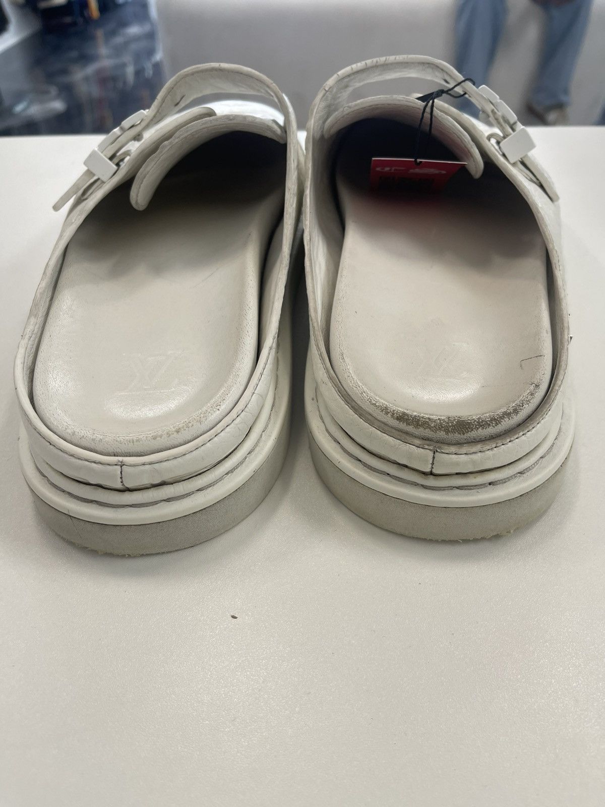 Louis Vuitton Louis Vuitton Easy Leather Mule Size US 11.5 / EU 44-45 - 10 Thumbnail