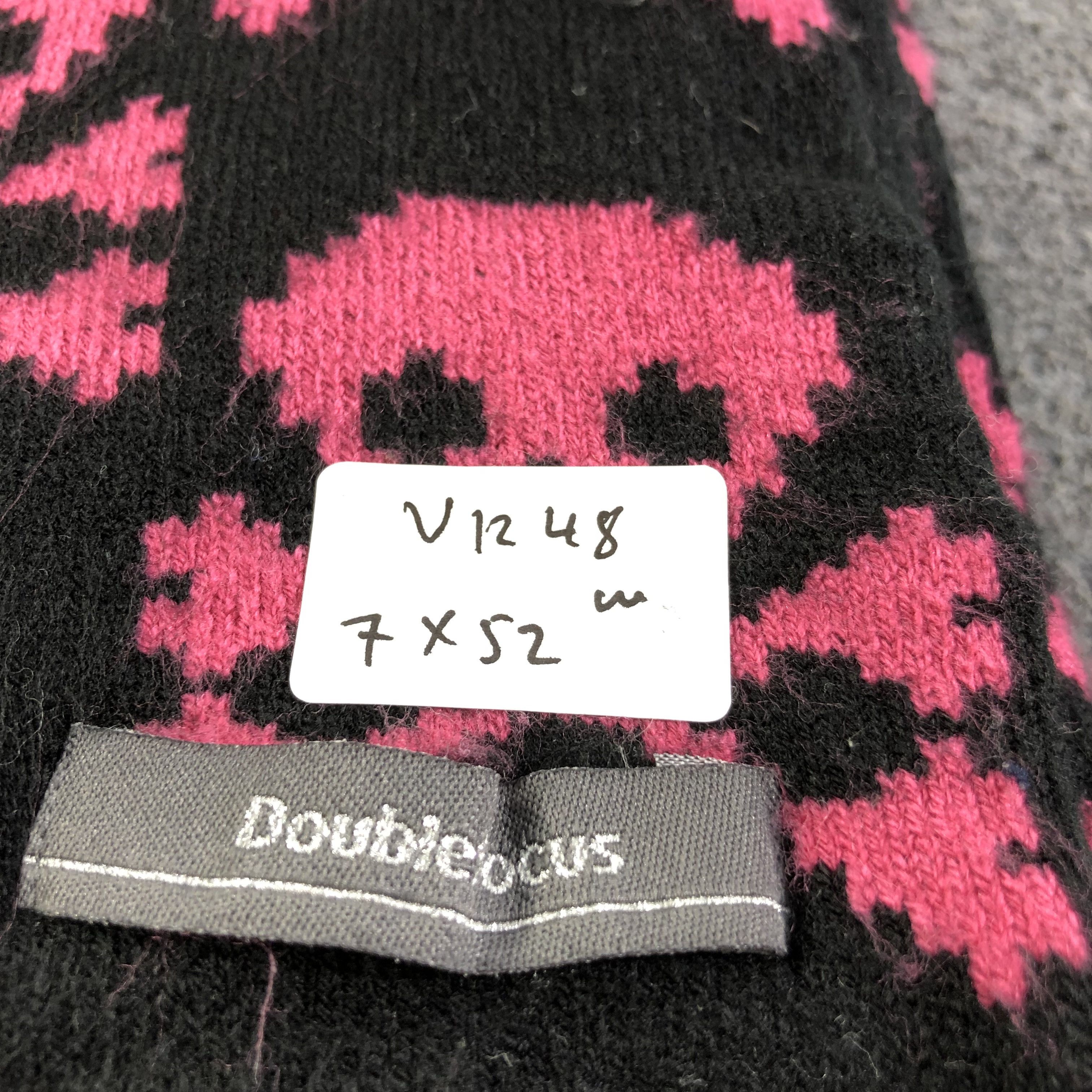 Seditionaries Double Focus Pink Skulls Scarf Muffler V1248 Size ONE SIZE - 5 Thumbnail