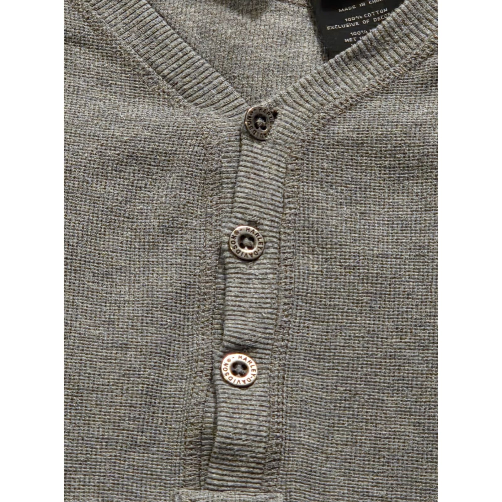 Harley Davidson VINTAGE Harley-Davidson Long Sleeve Thermal Henley Shirt Double Sided Gray 2XL Mens Graphic Print Cotton Knit Embroidered Logo Button T-Shirt Size US XXL / EU 58 / 5 - 5 Thumbnail